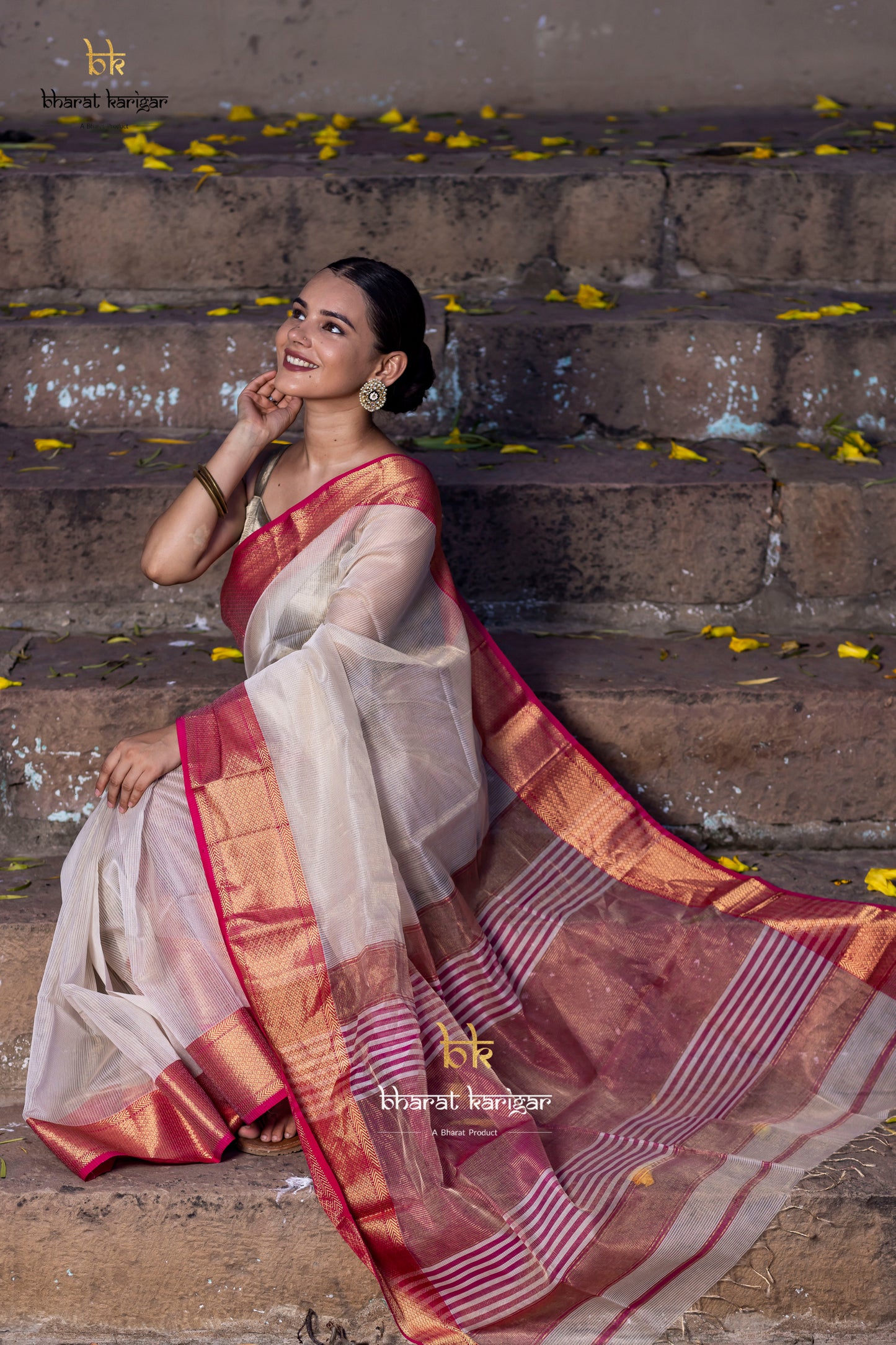 Maheshwari handloom Saree -Product code-THA030