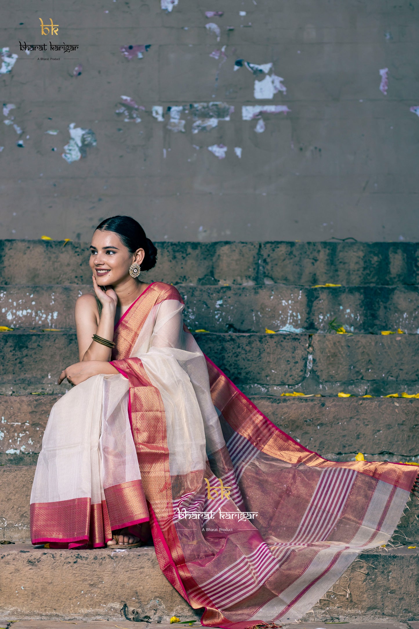 Maheshwari handloom Saree -Product code-THA030