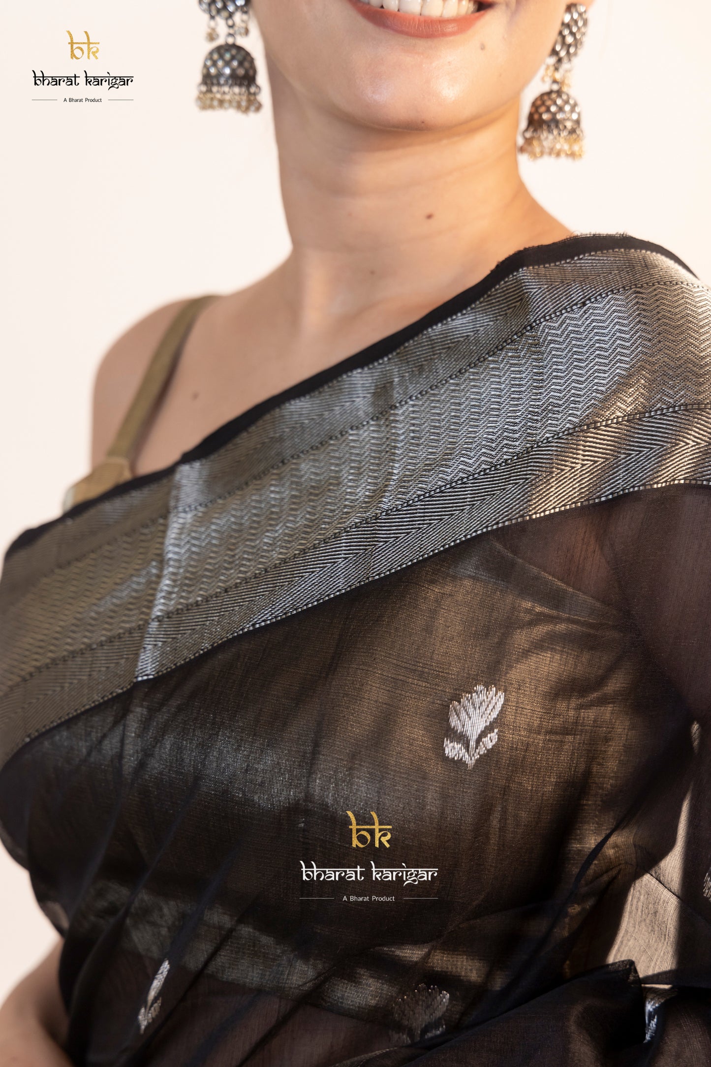Maheshwari handloom Saree -Product code-THA015