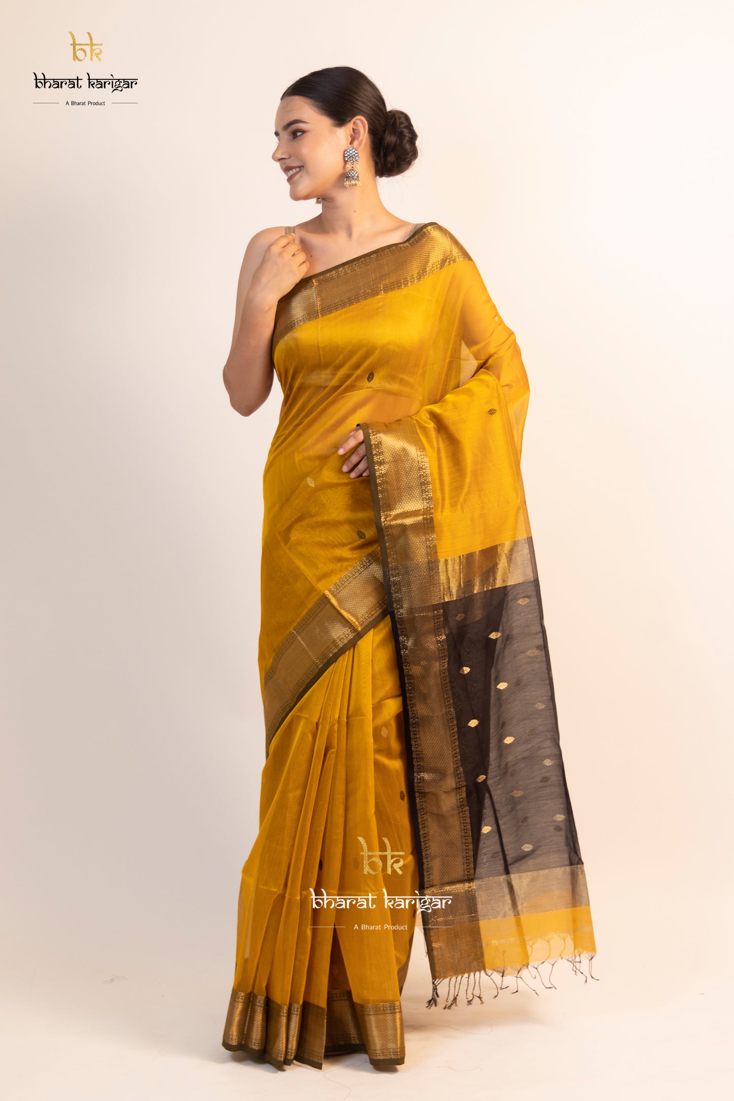 Maheshwari handloom Saree -Product code-THA014