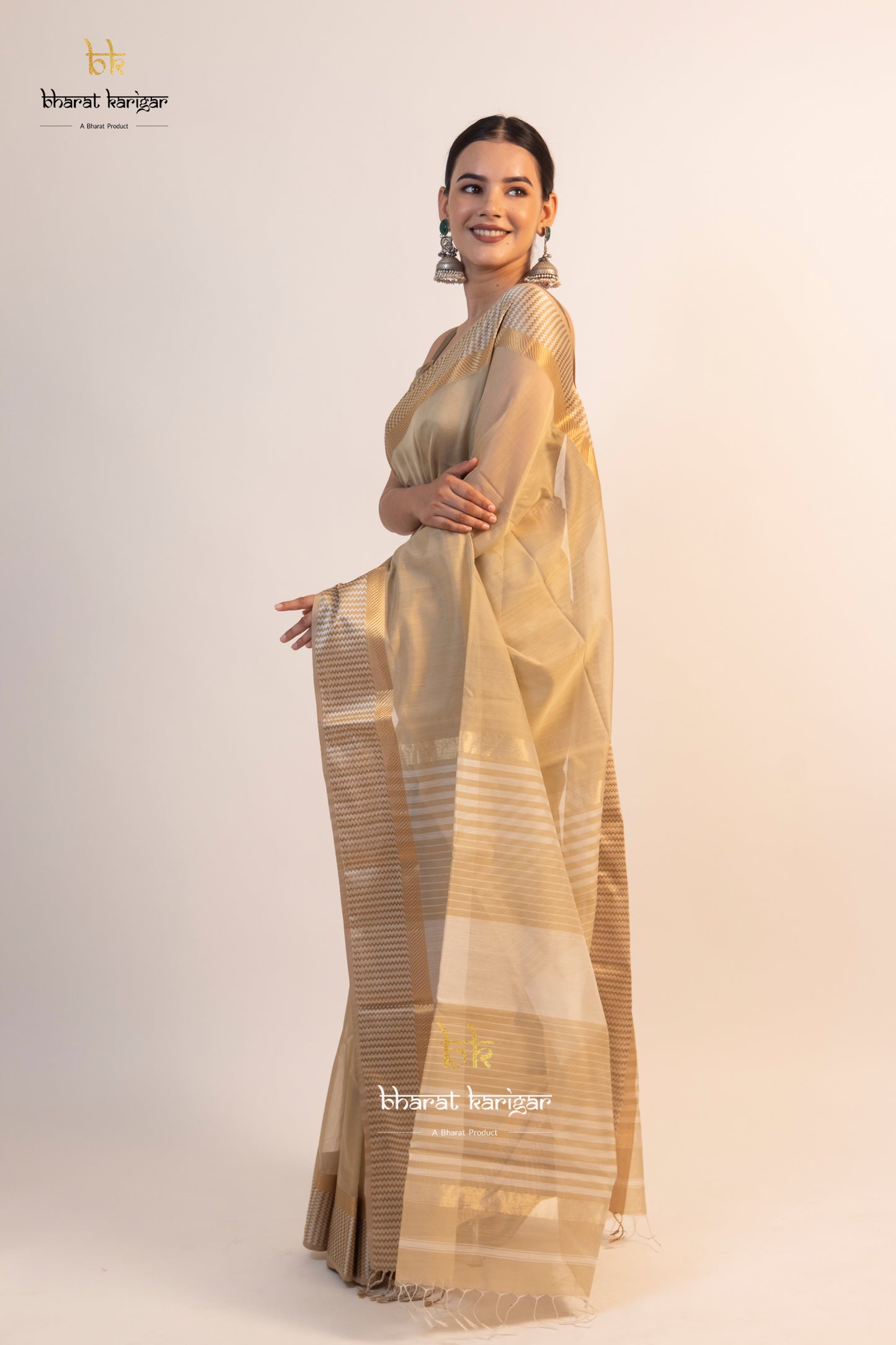 Maheshwari handloom Saree -Product code-THA003