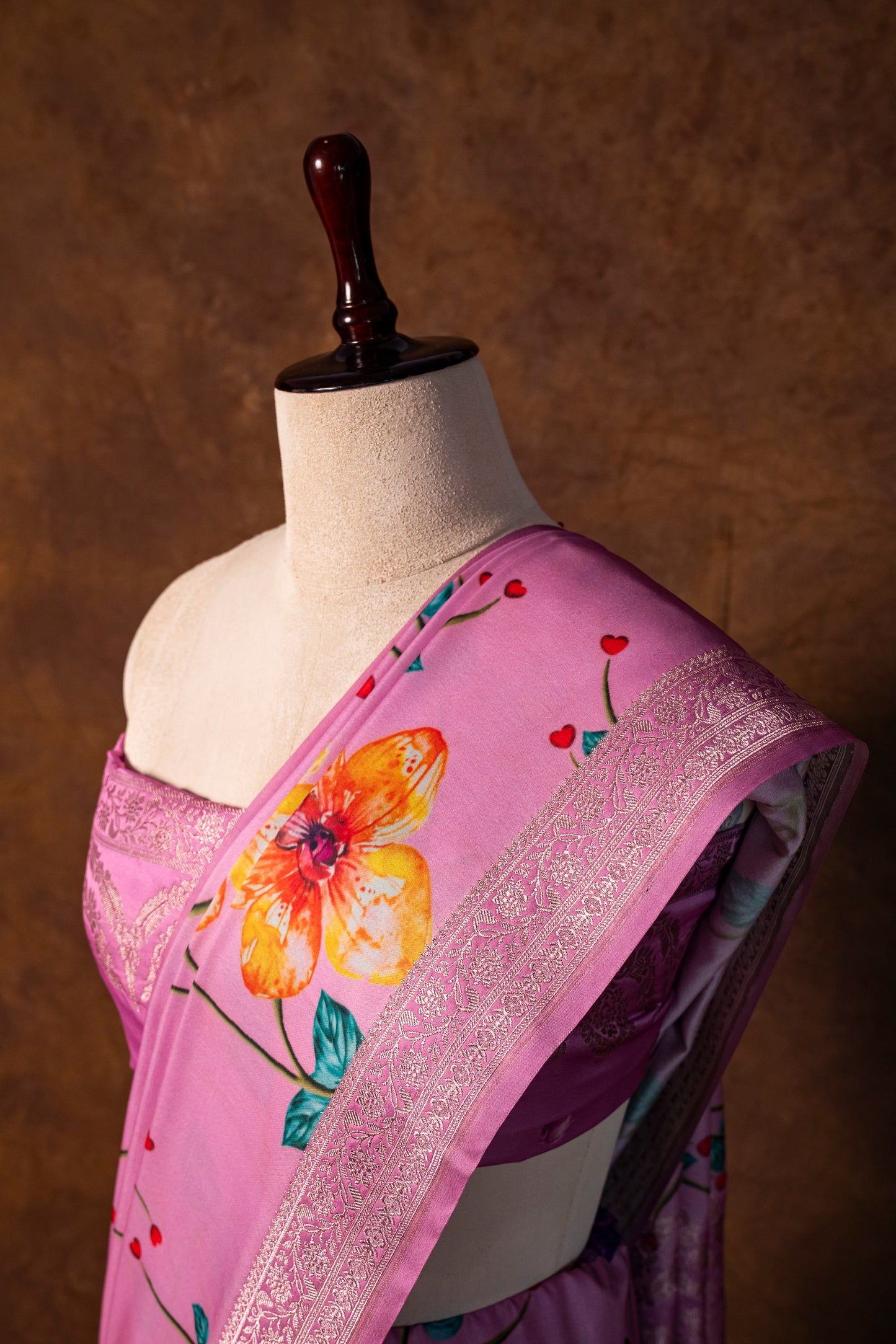 Banarasi mashru handloom Silk code-BYD014