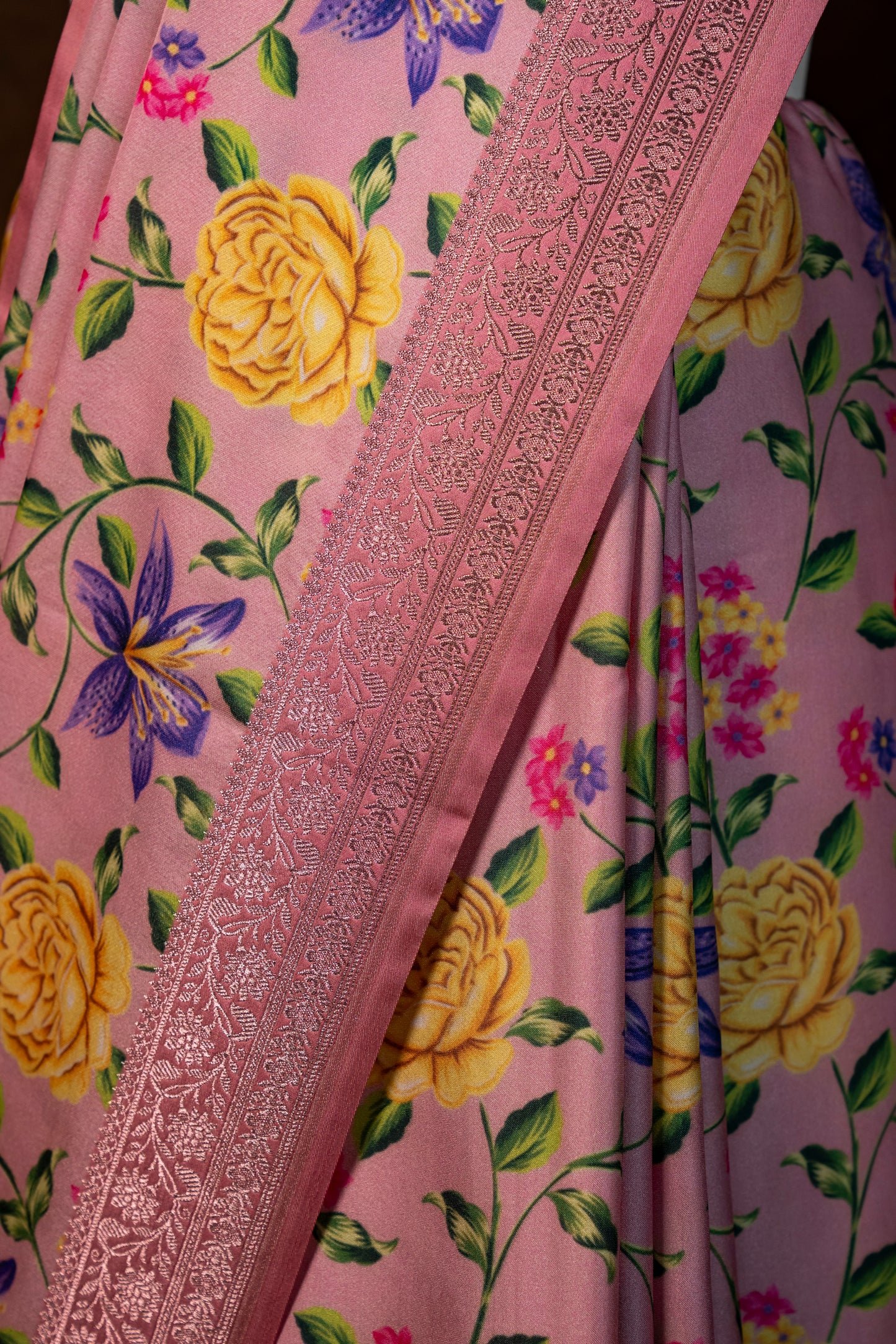 Banarasi mashru handloom Silk code-BYD015