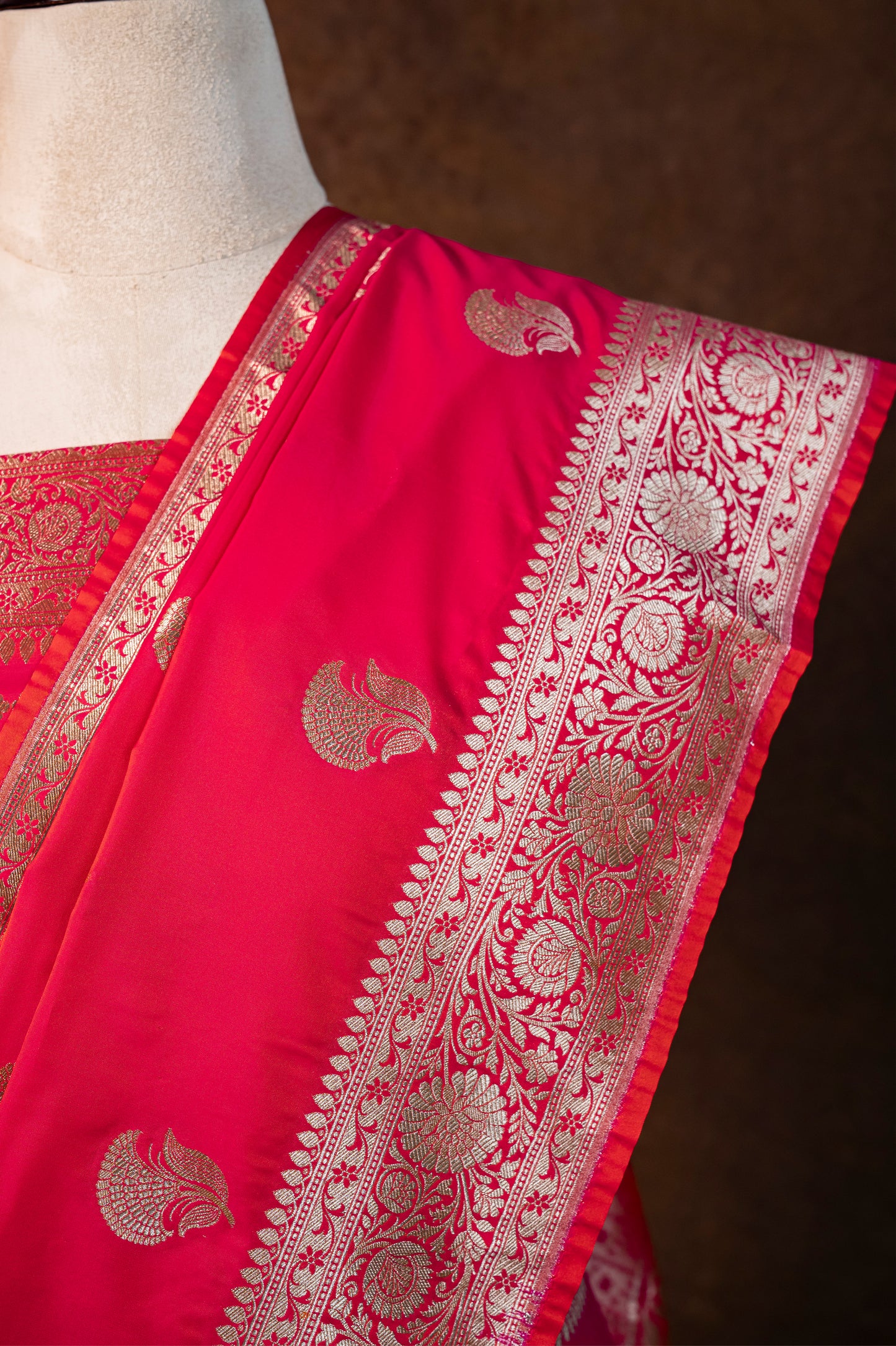 Banarasi mashru handloom Silk code-BYD016