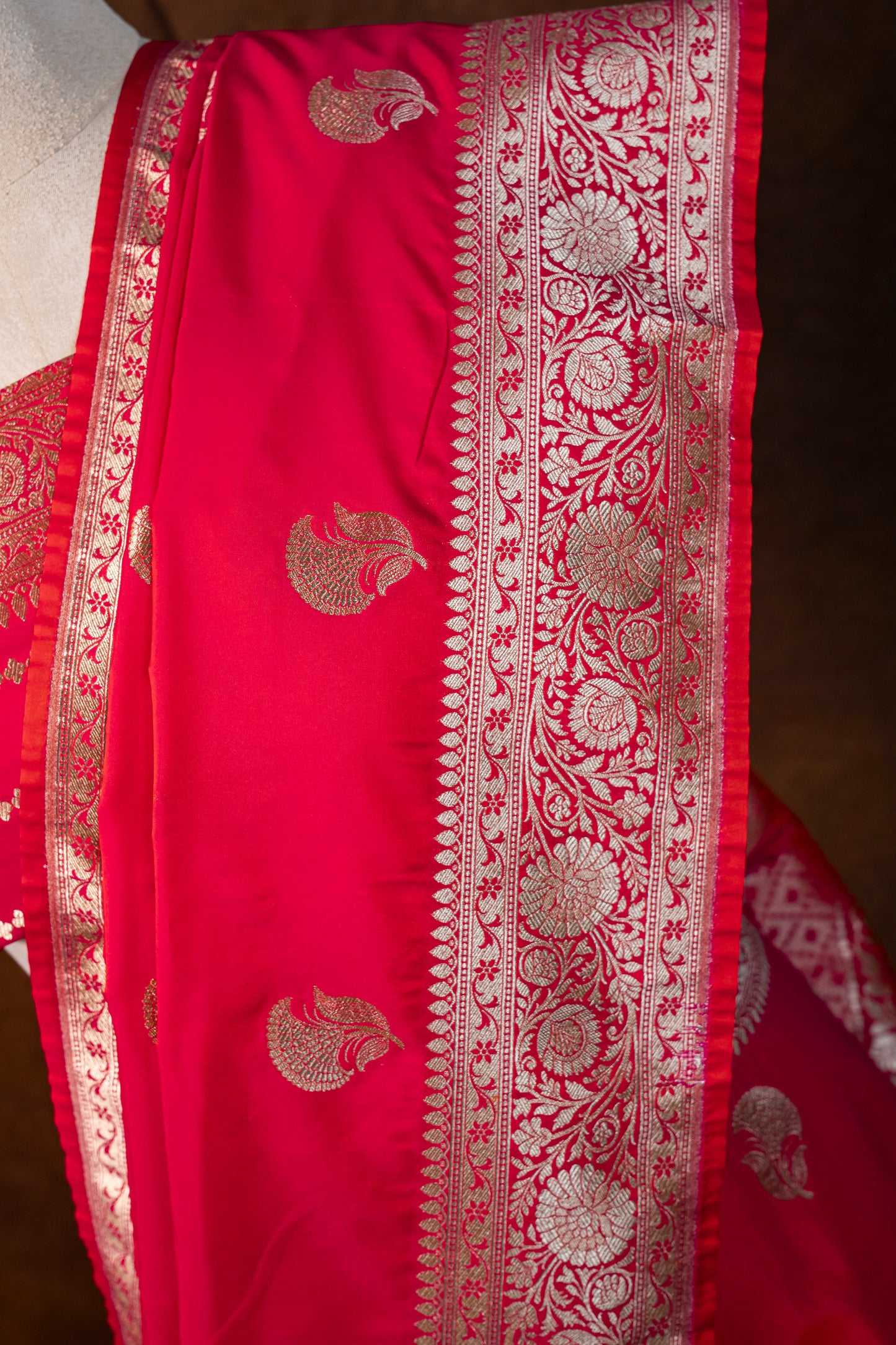Banarasi mashru handloom Silk code-BYD016