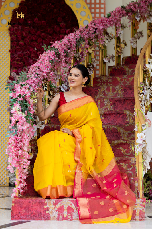 Maheshwari handloom Saree -Product code-THA062