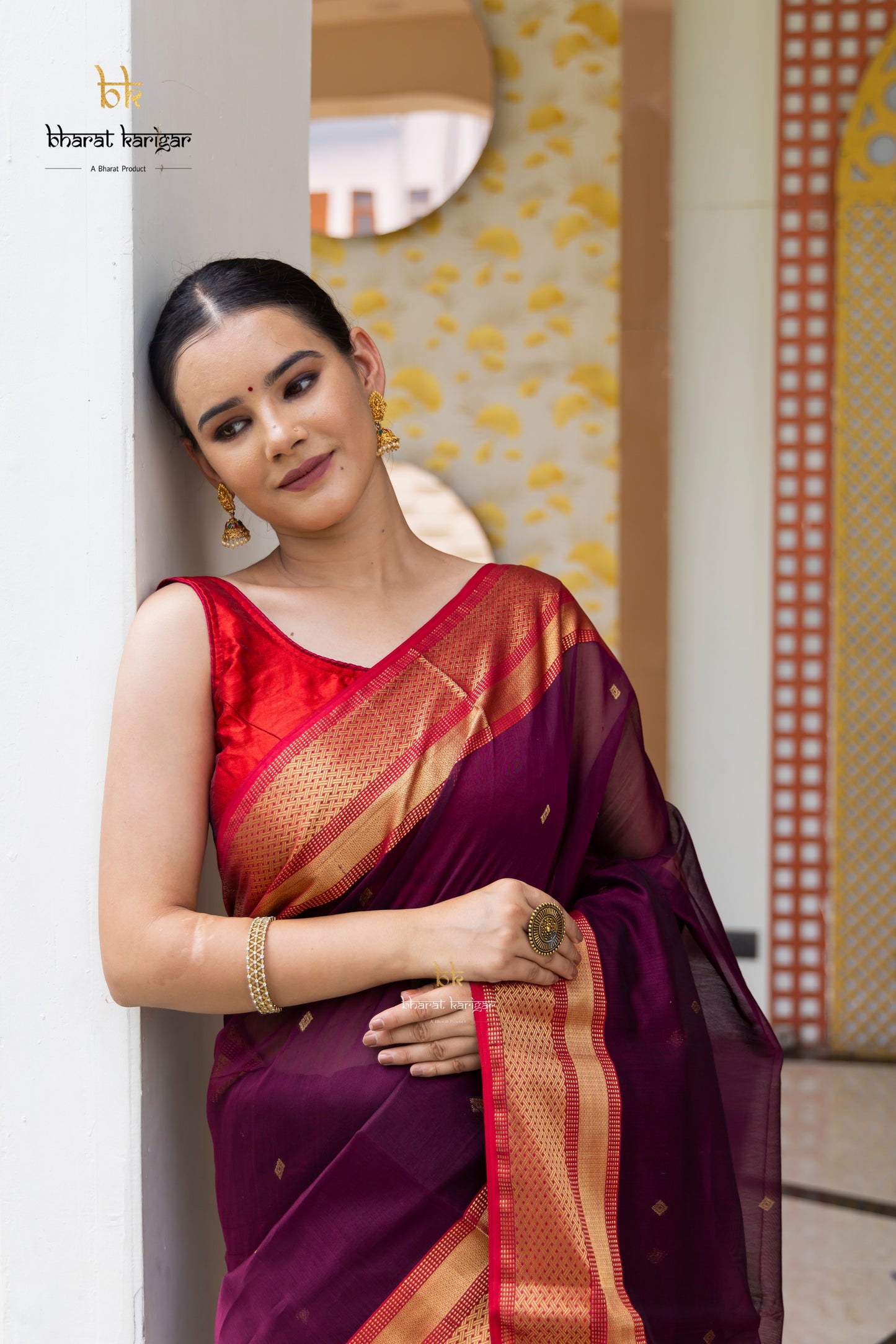 Maheshwari handloom Saree -Product code-THA043