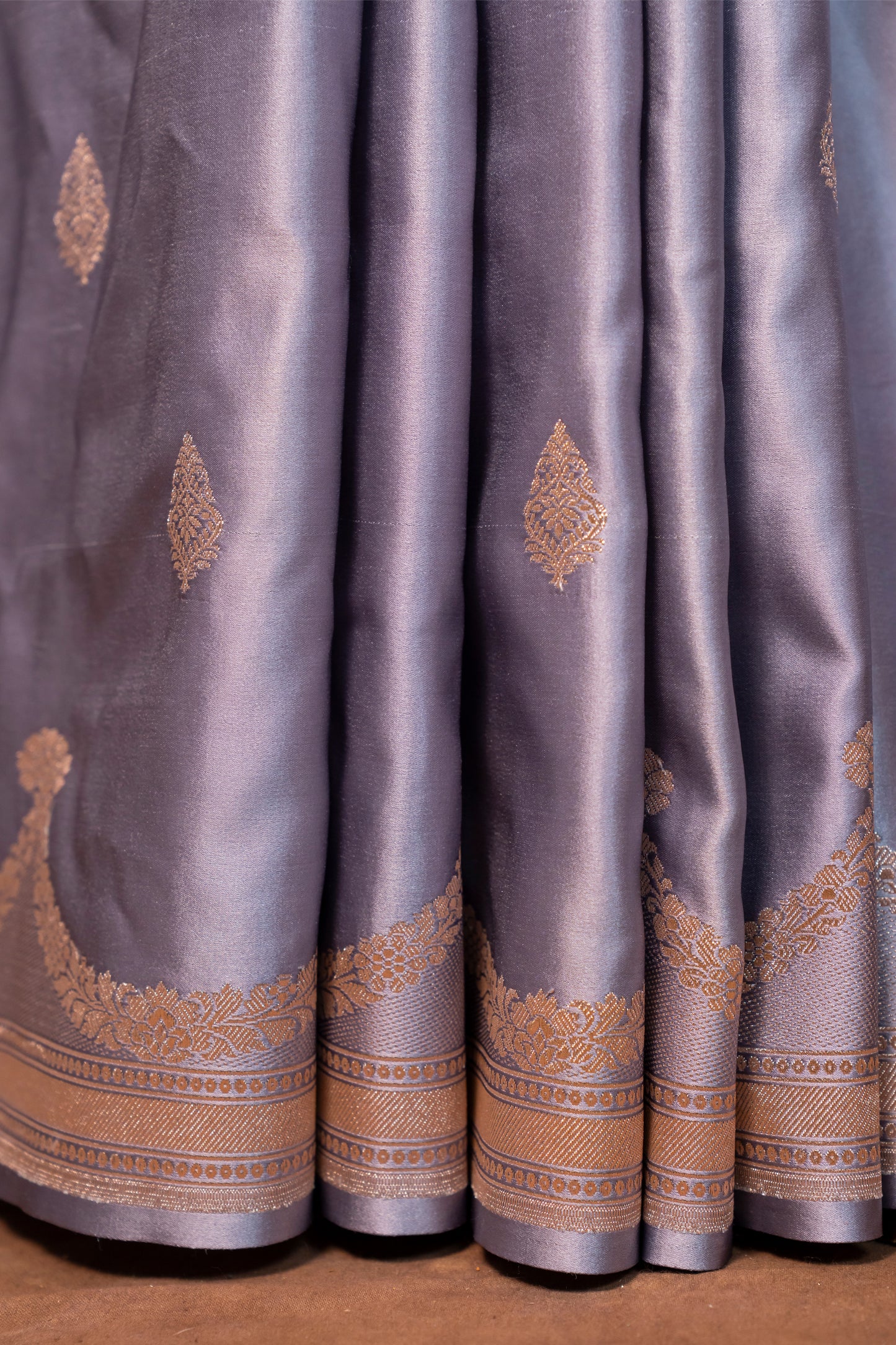 Banarasi mashru handloom Silk code-BYD035