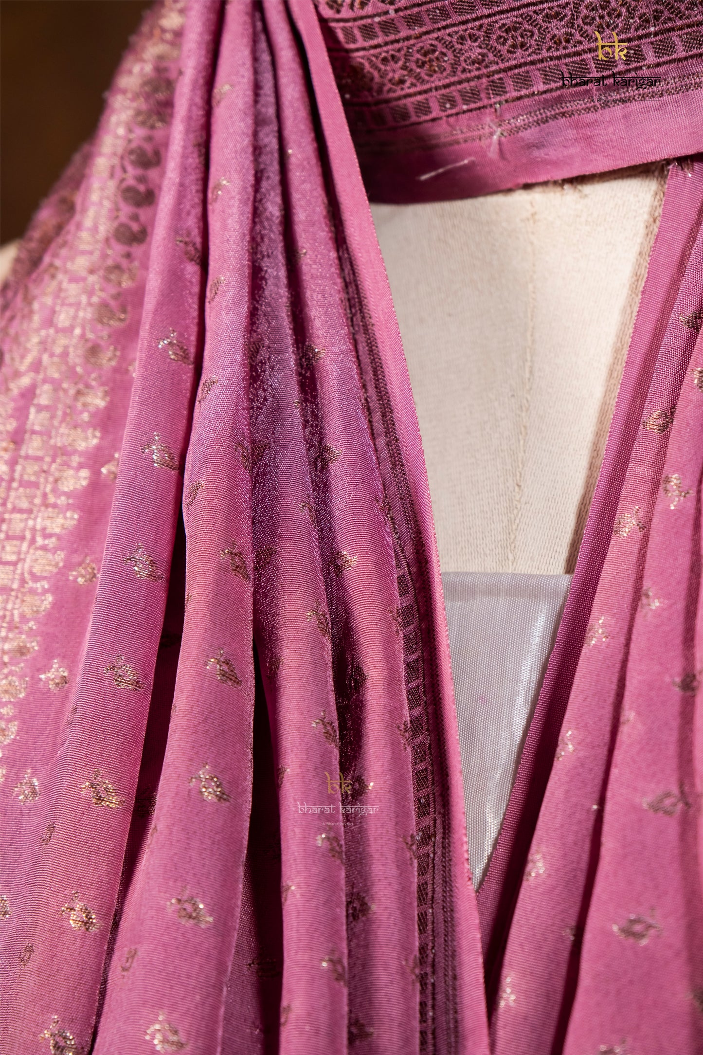 Banarasi Handloom Crepe Dupatta Code-BDH04