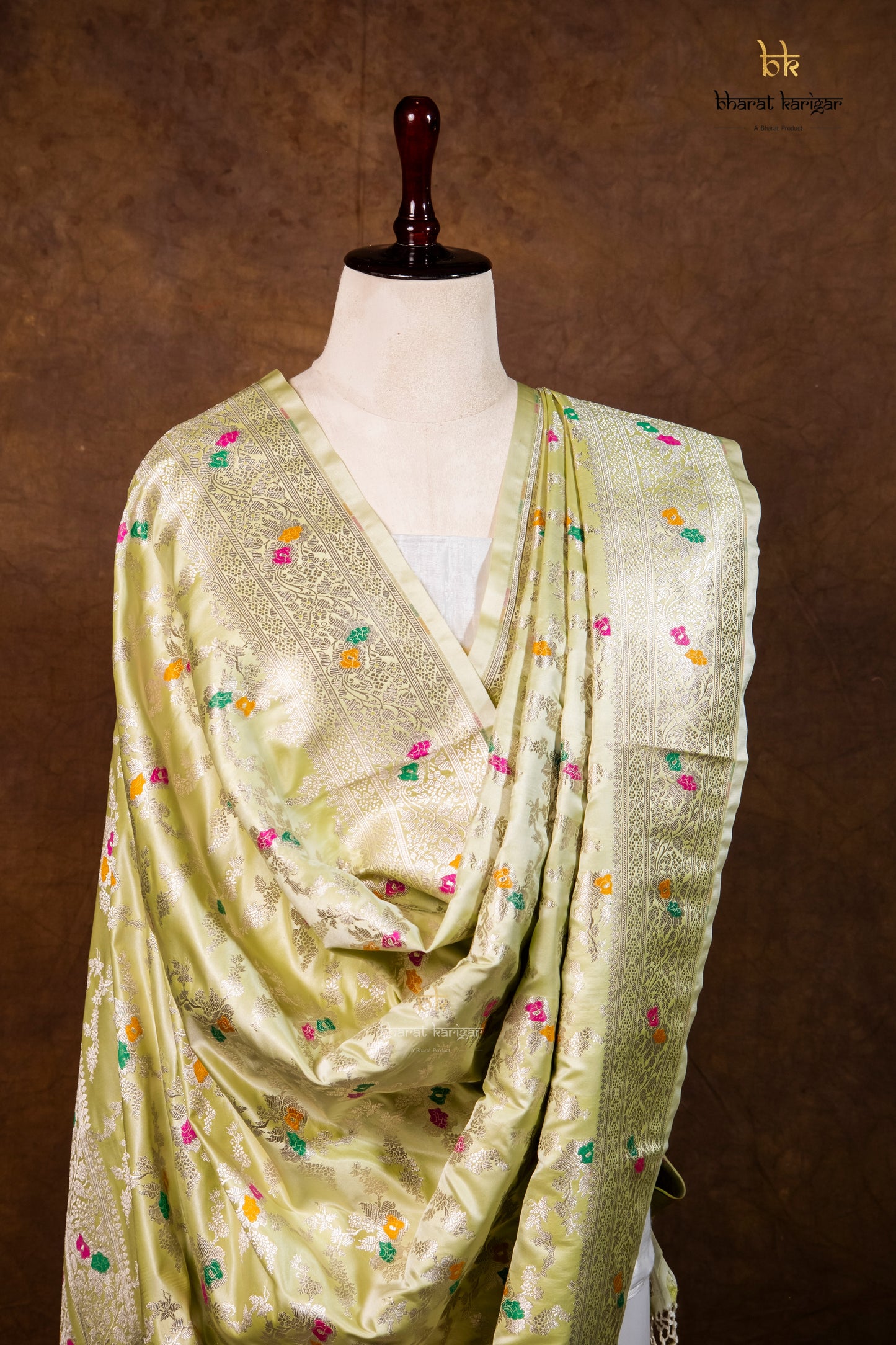 Banarasi Handloom Mashru Silk Dupatta Code-BDH06