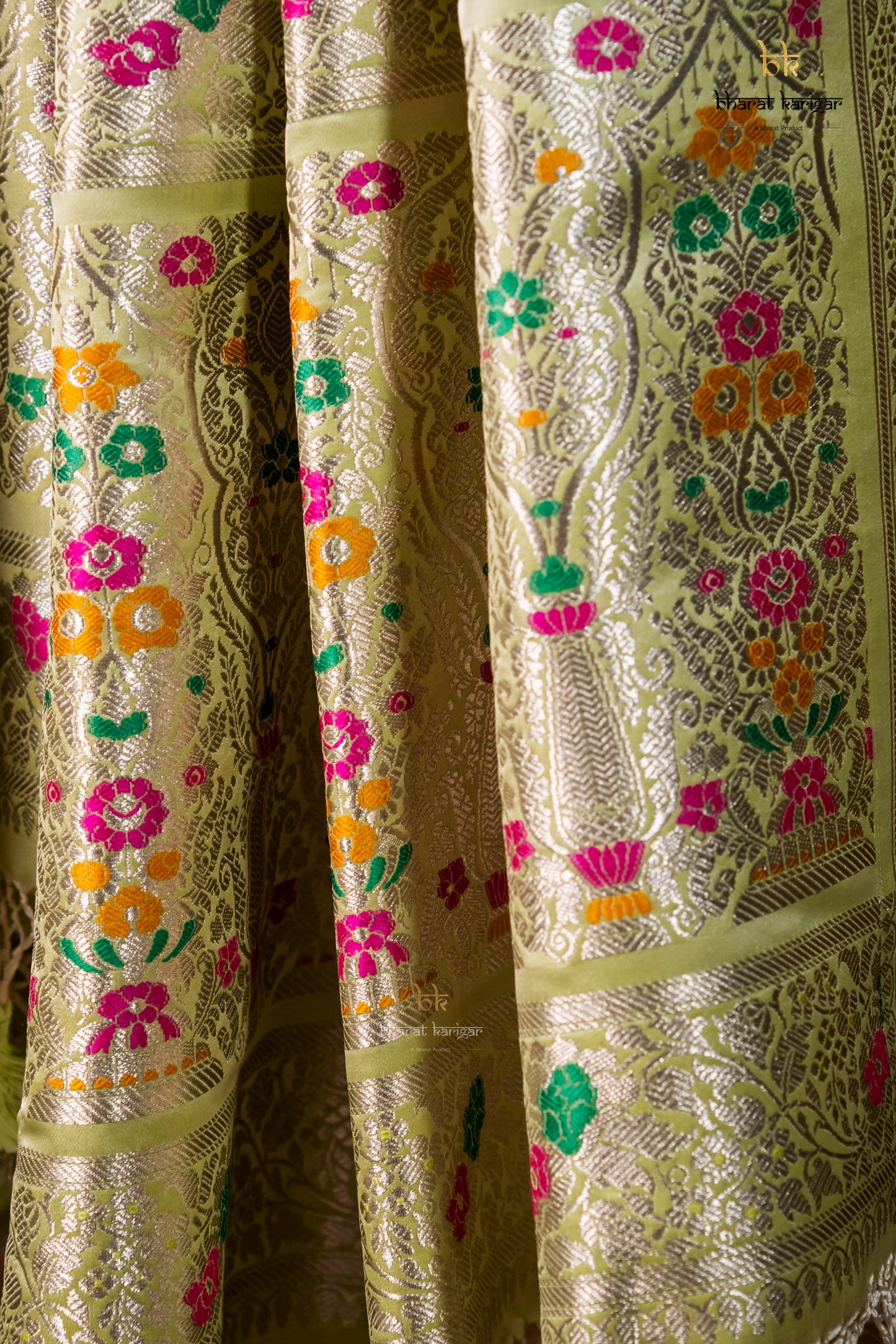 Banarasi Handloom Mashru Silk Dupatta Code-BDH06