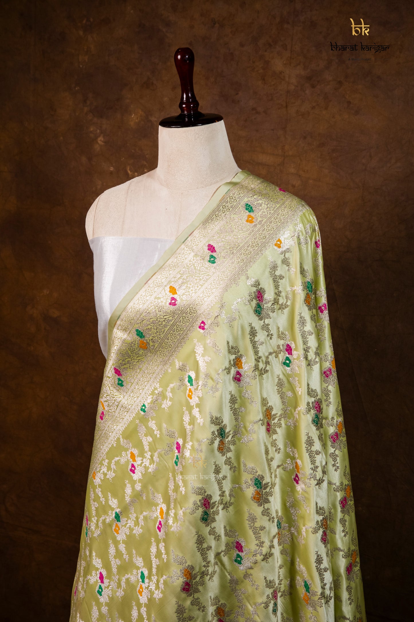 Banarasi Handloom Mashru Silk Dupatta Code-BDH06