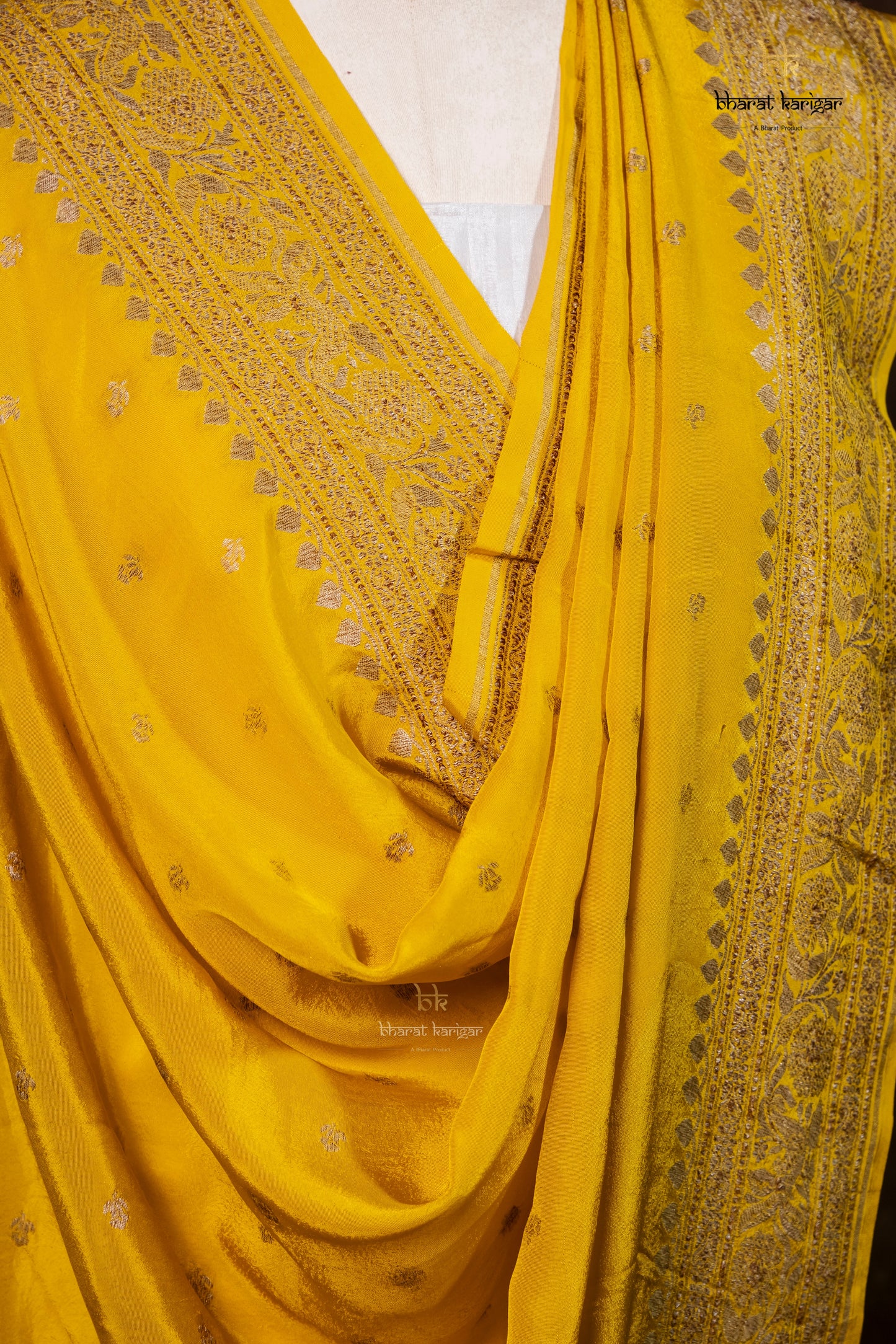 Banarasi Handloom Crepe Dupatta Code-BDH07