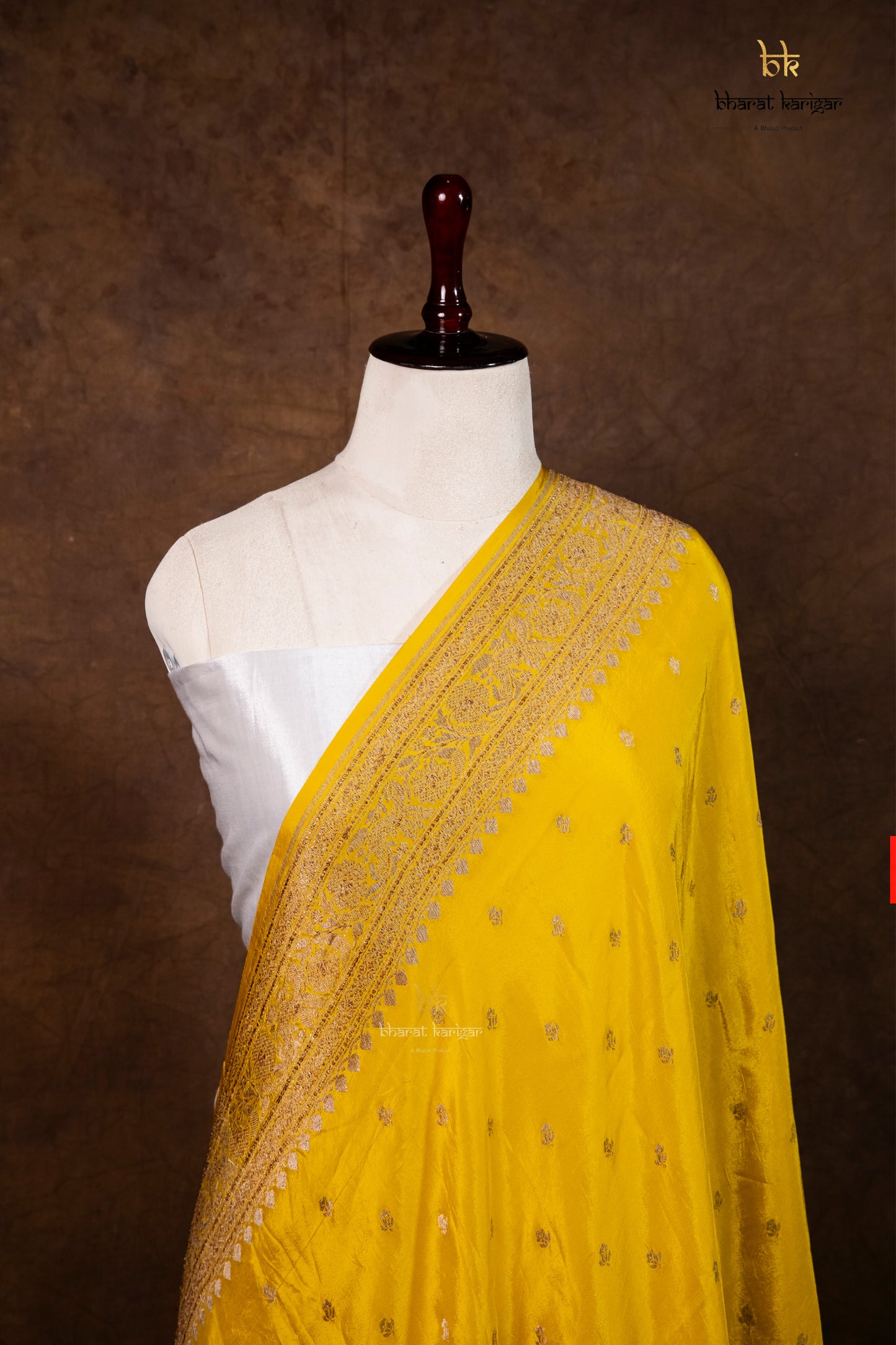Banarasi Handloom Crepe Dupatta Code-BDH07