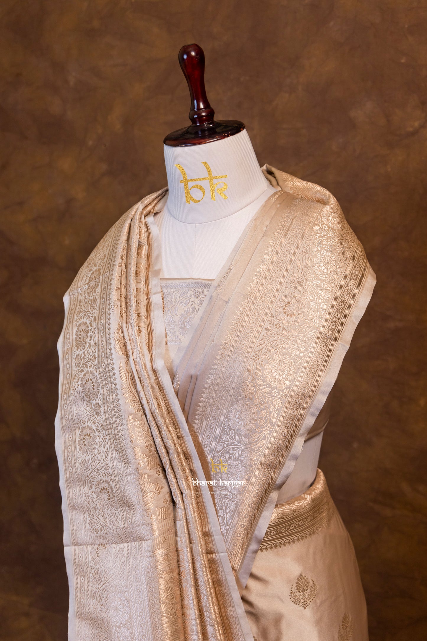 Banarasi mashru handloom Silk code-BYD052