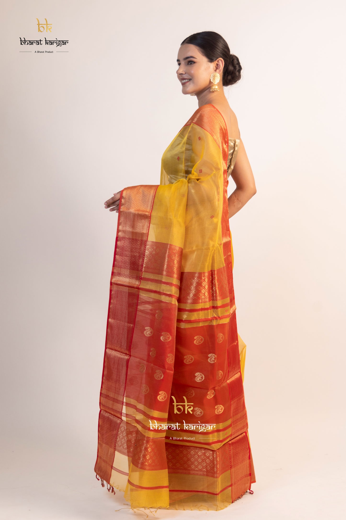 Maheshwari handloom Saree -Product code-THA021