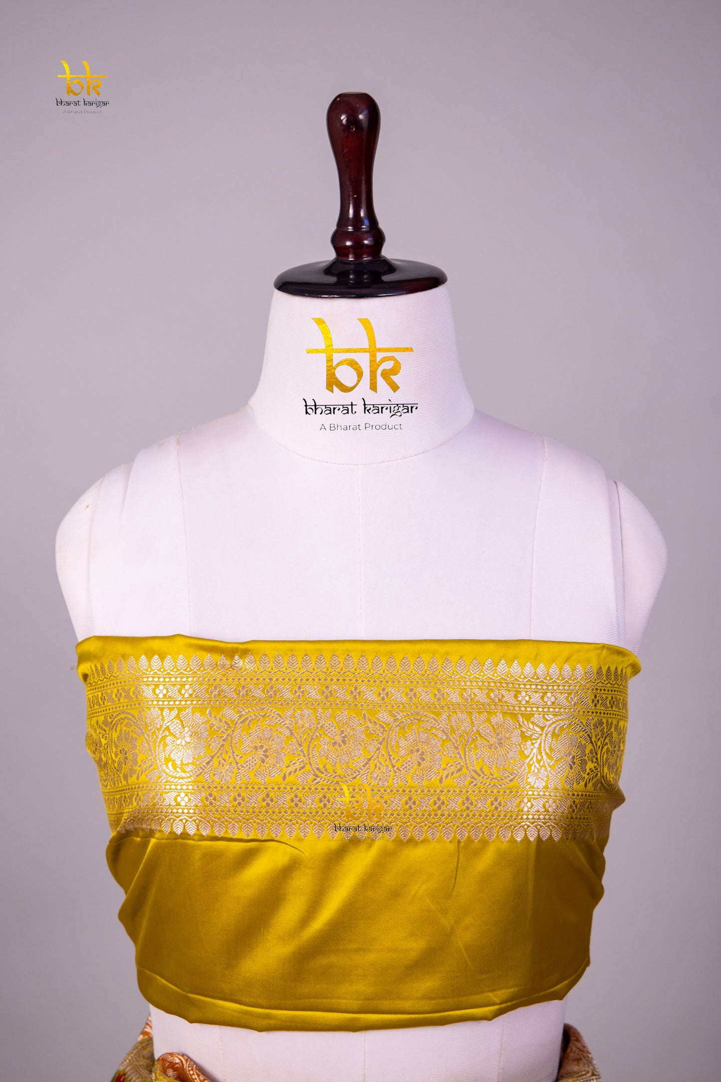 Banarasi mashru handloom Silk code-BYD127