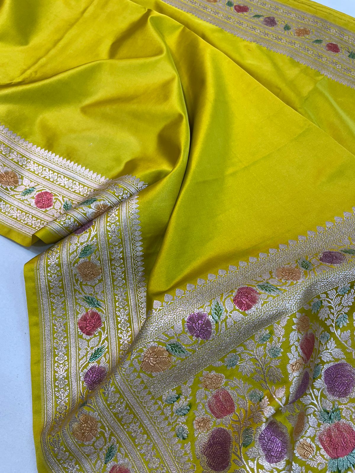 Banarasi mashru handloom Silk code-BSH73