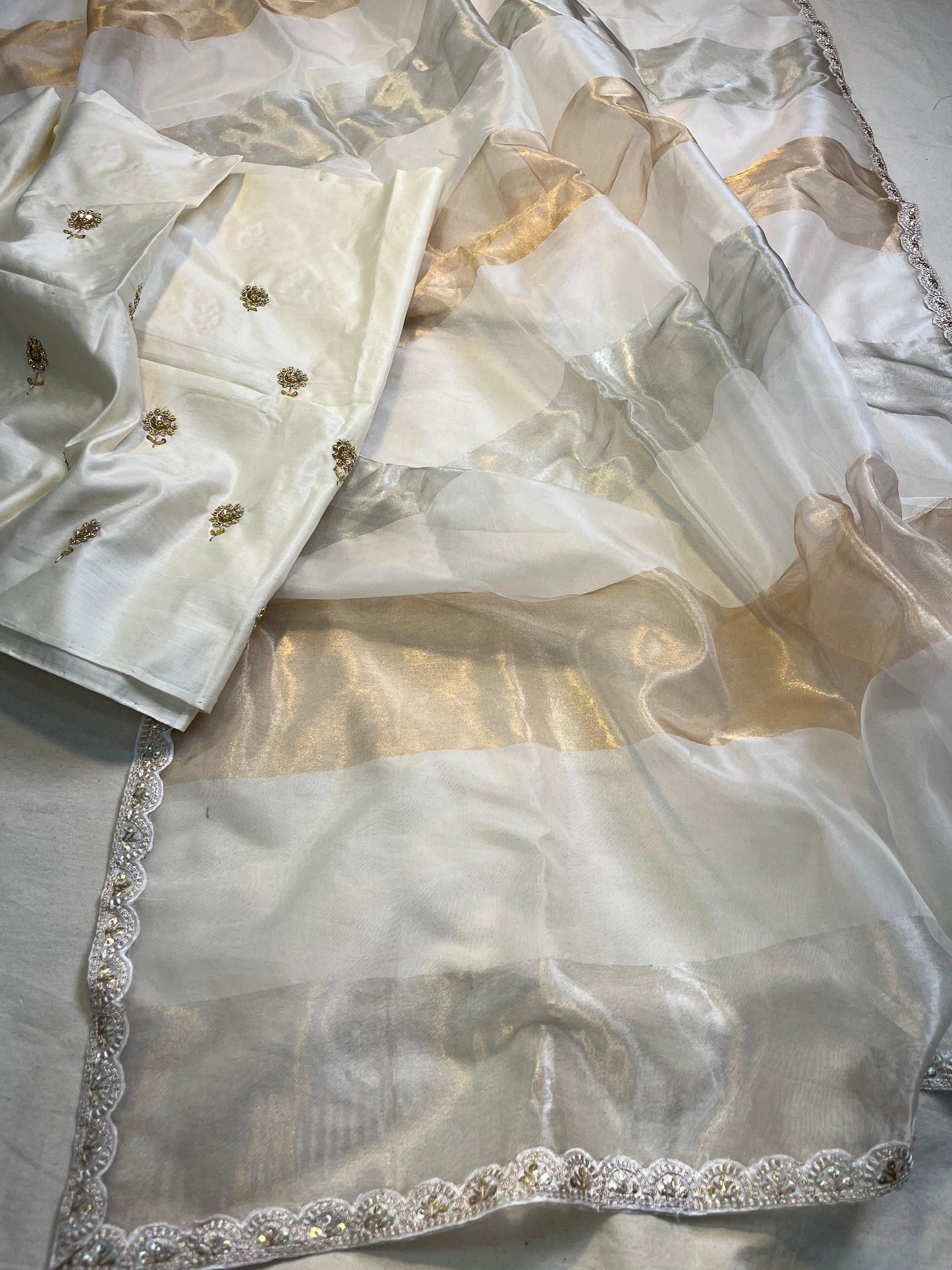 Banarasi Tissue handloom Silk Saree code-BTA22