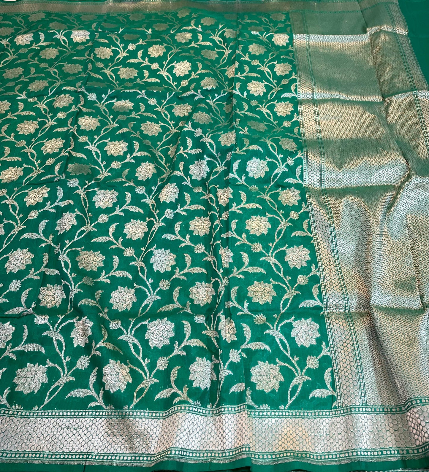 banarasi pure katan silk Saree Code-WEA059