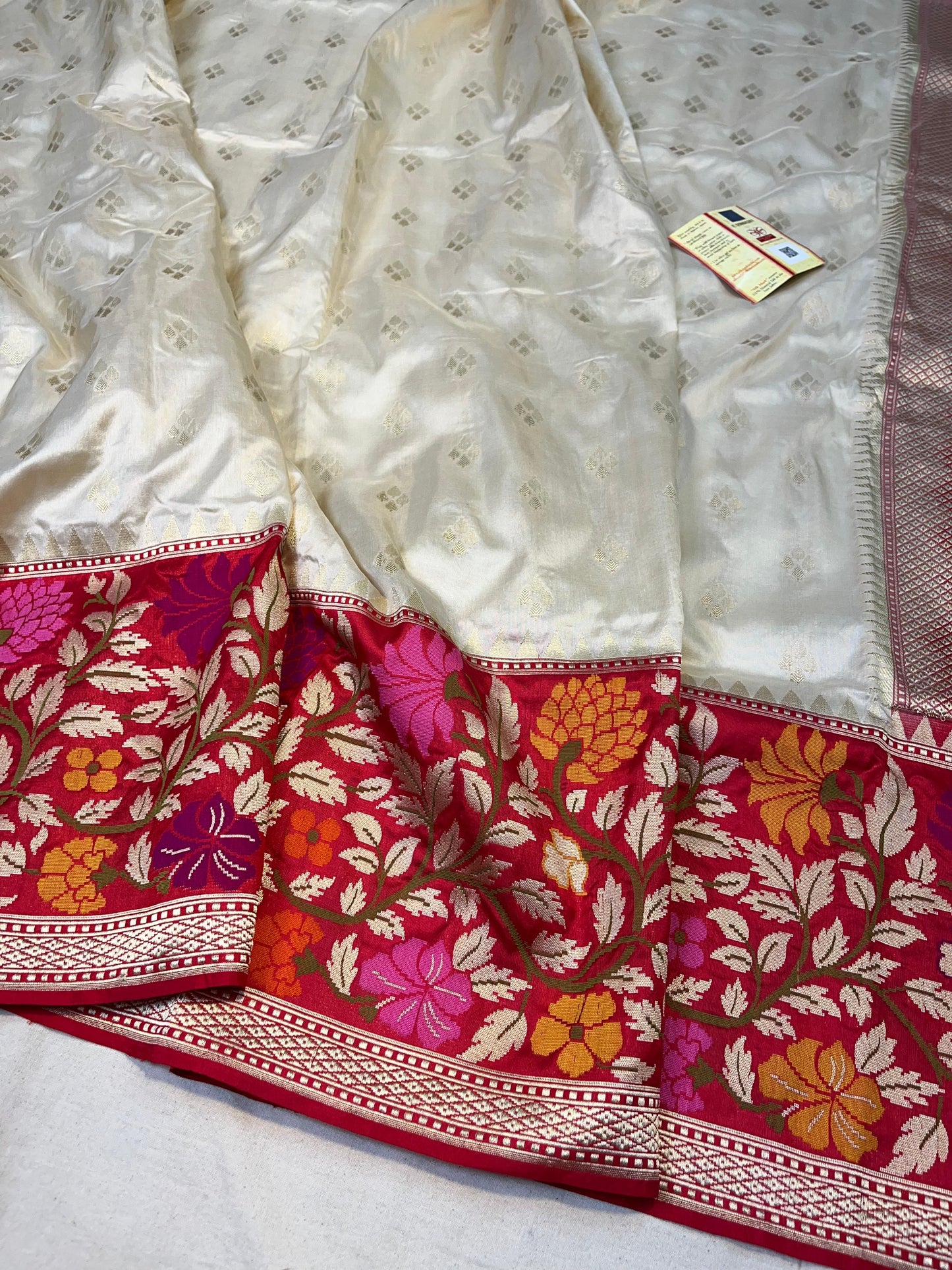 banarasi pure katan silk Saree Code-WEA055