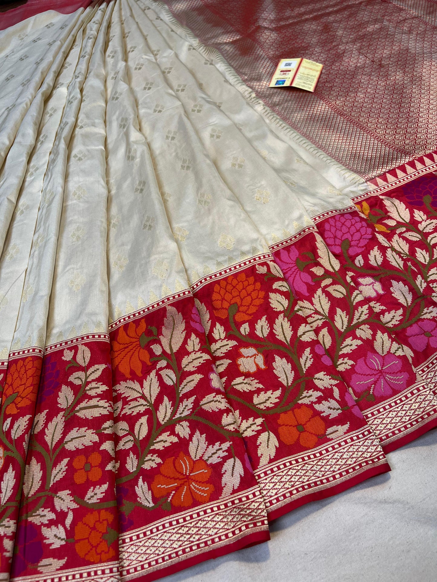 banarasi pure katan silk Saree Code-WEA055