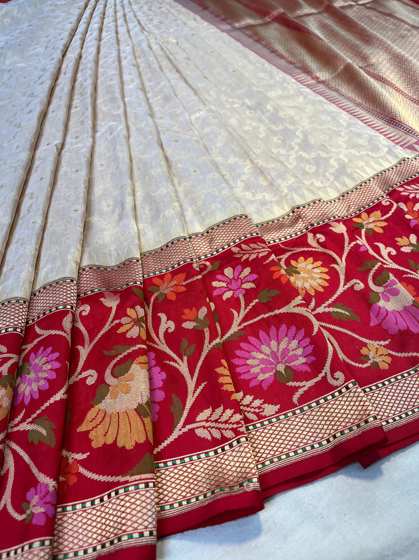 banarasi pure katan silk Saree Code-WEA054