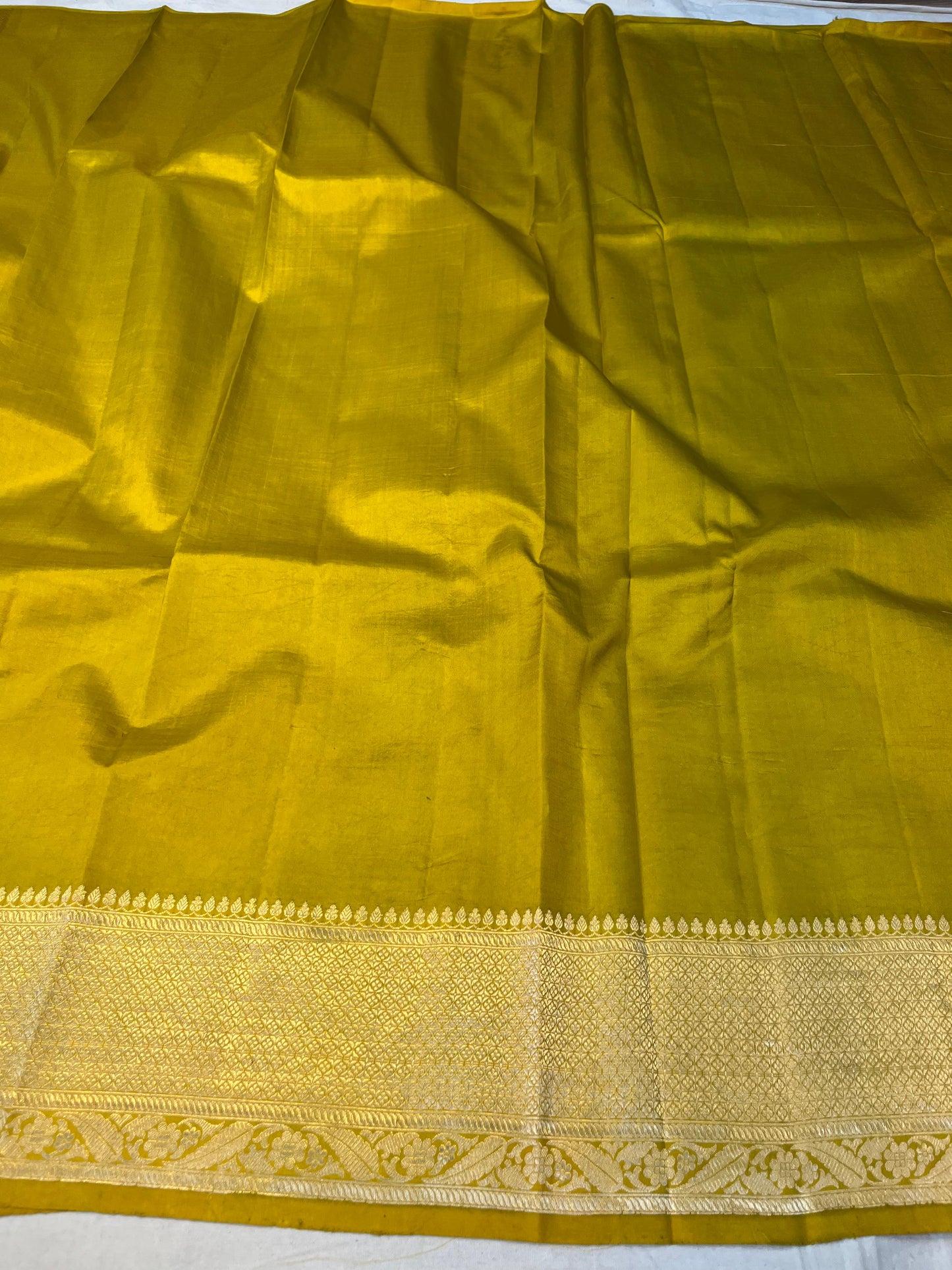 banarasi pure katan silk Saree Code-WEA051