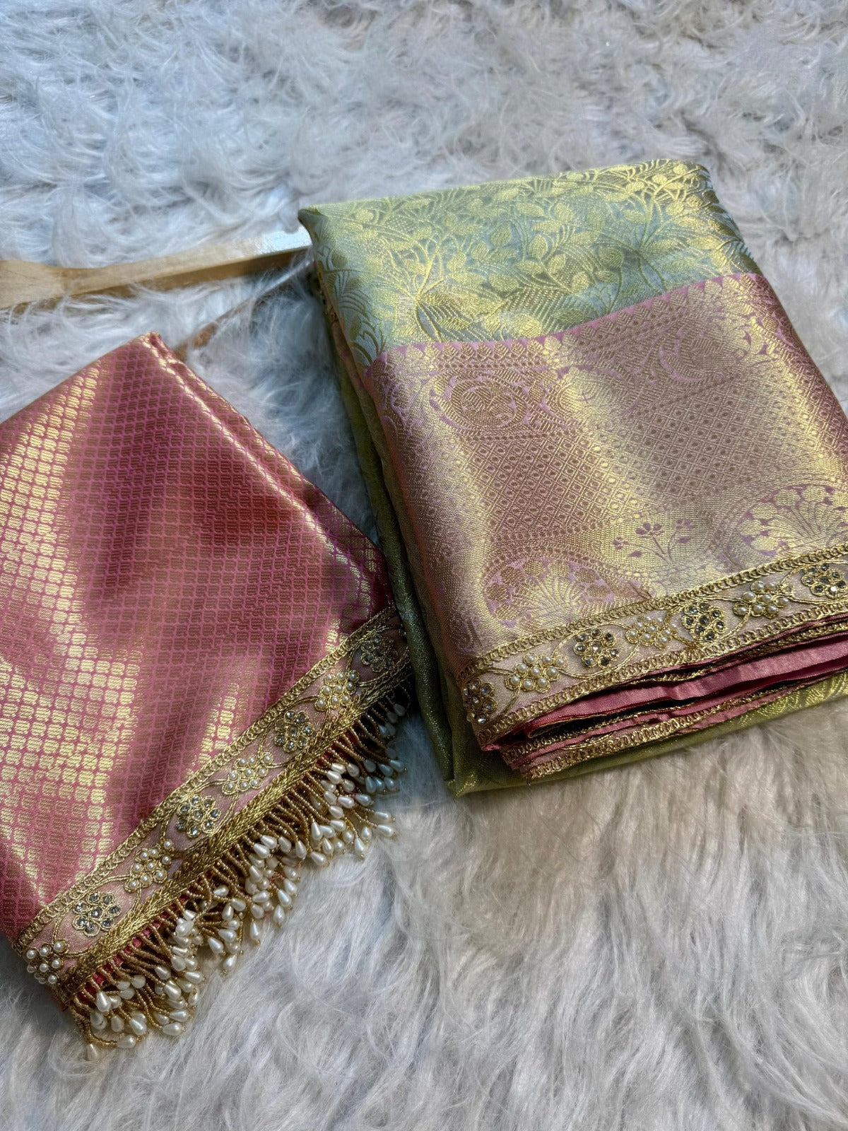 Banarasi soft tissue silk saree Code-SUA036