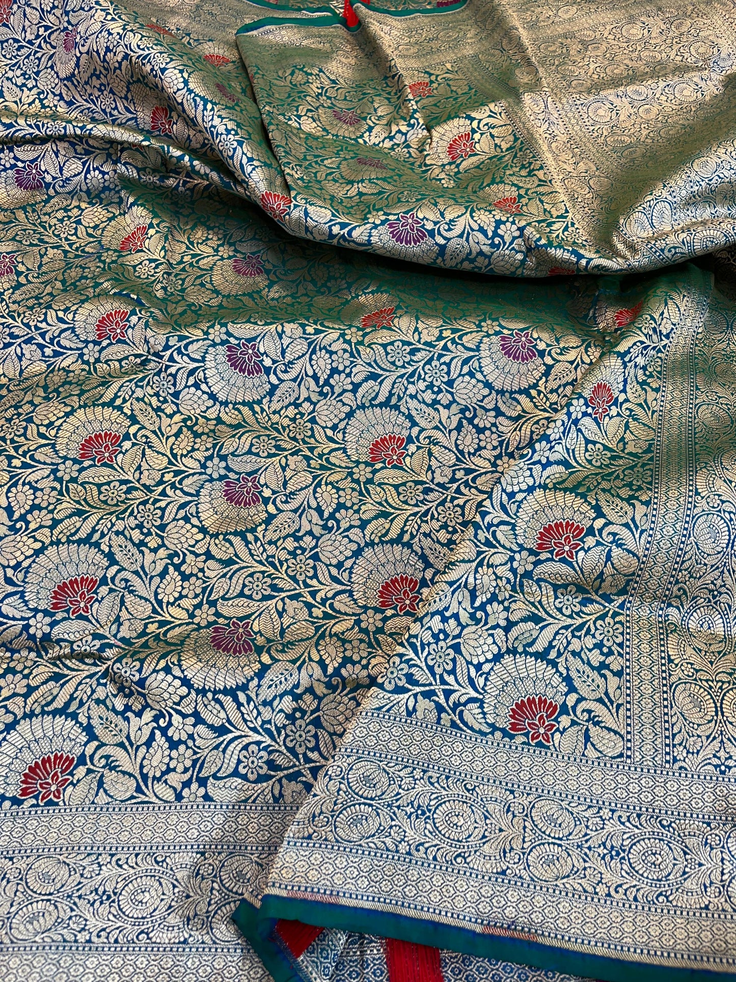 banarasi pure katan silk Saree Code-WEA035