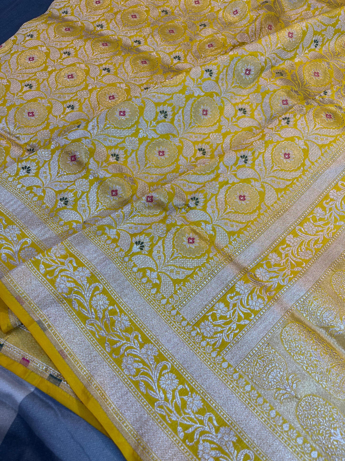 banarasi pure katan silk Saree Code-WEA032