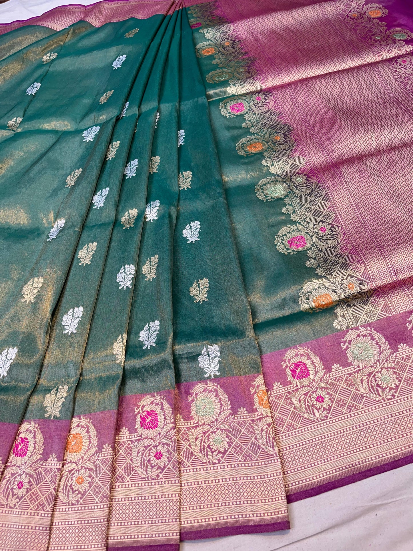 banarasi pure katan silk Saree Code-WEA028