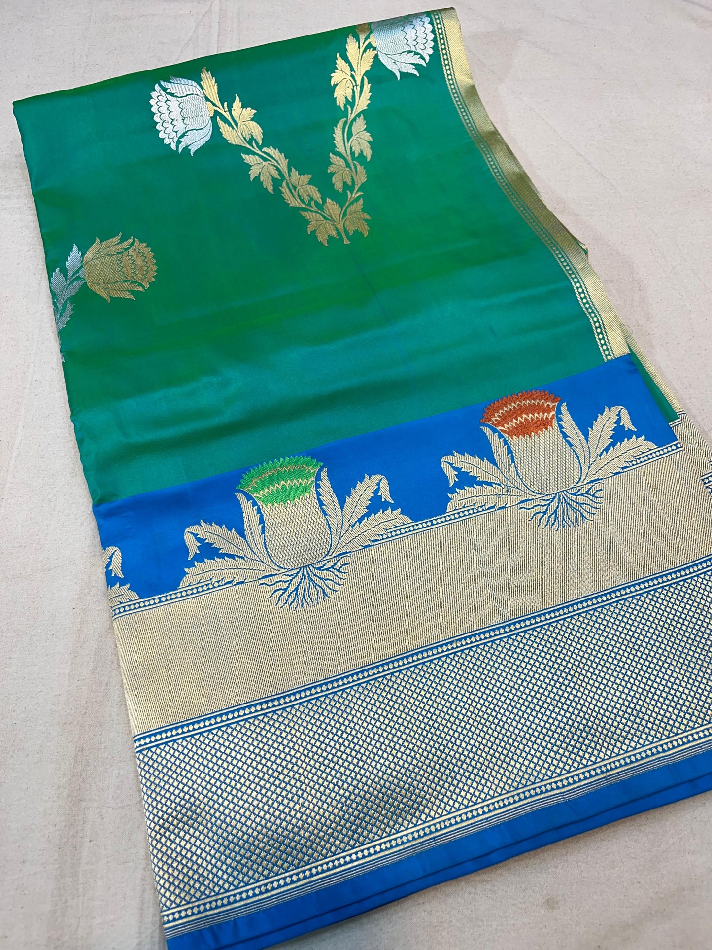 banarasi pure katan silk Saree Code-WEA025
