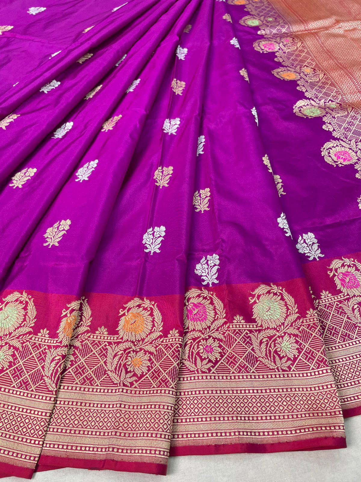 banarasi pure katan silk Saree Code-WEA023