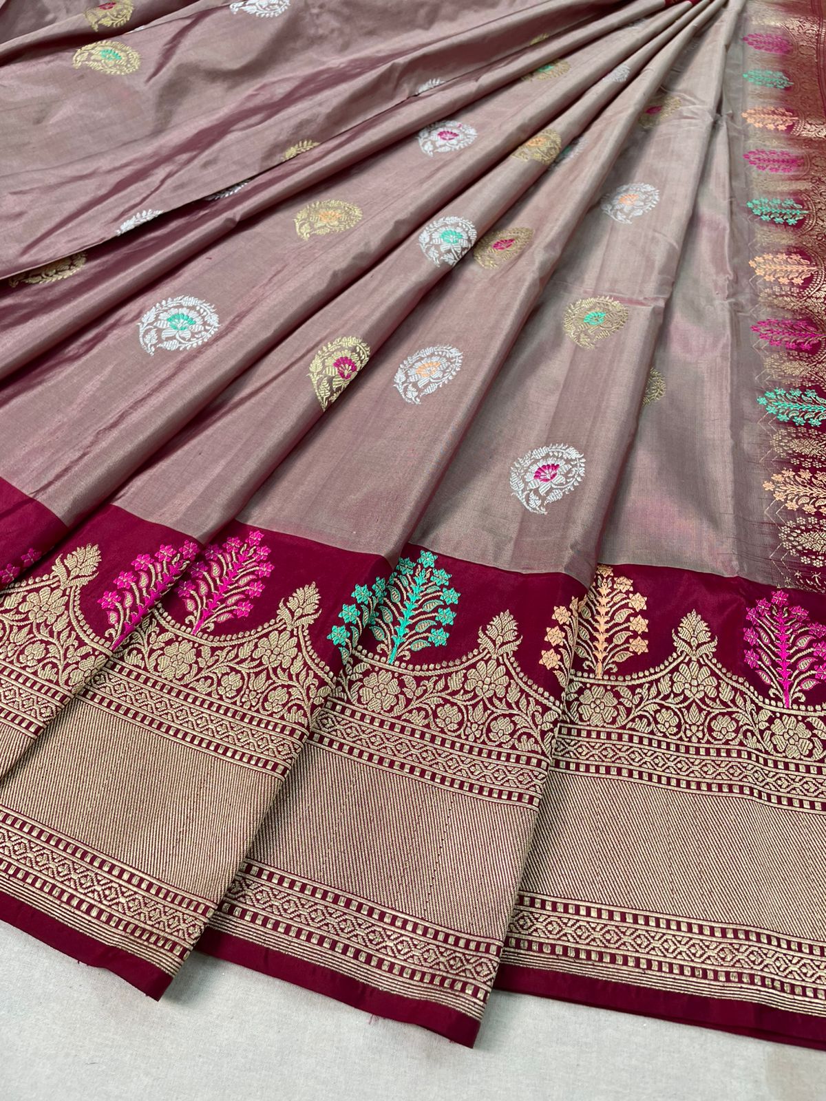 banarasi pure katan silk Saree Code-WEA021