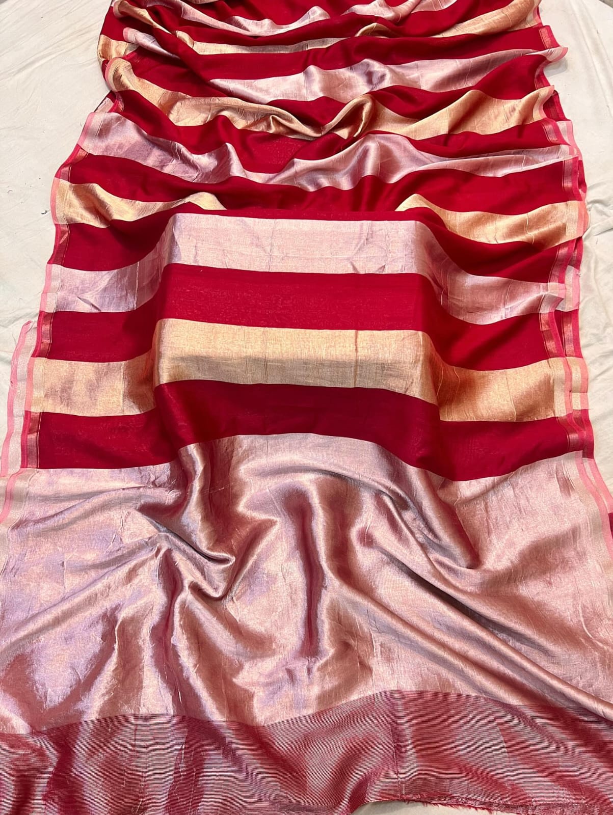 Banaras Handloom Pure Tissue Silk Saree Code-WEA002