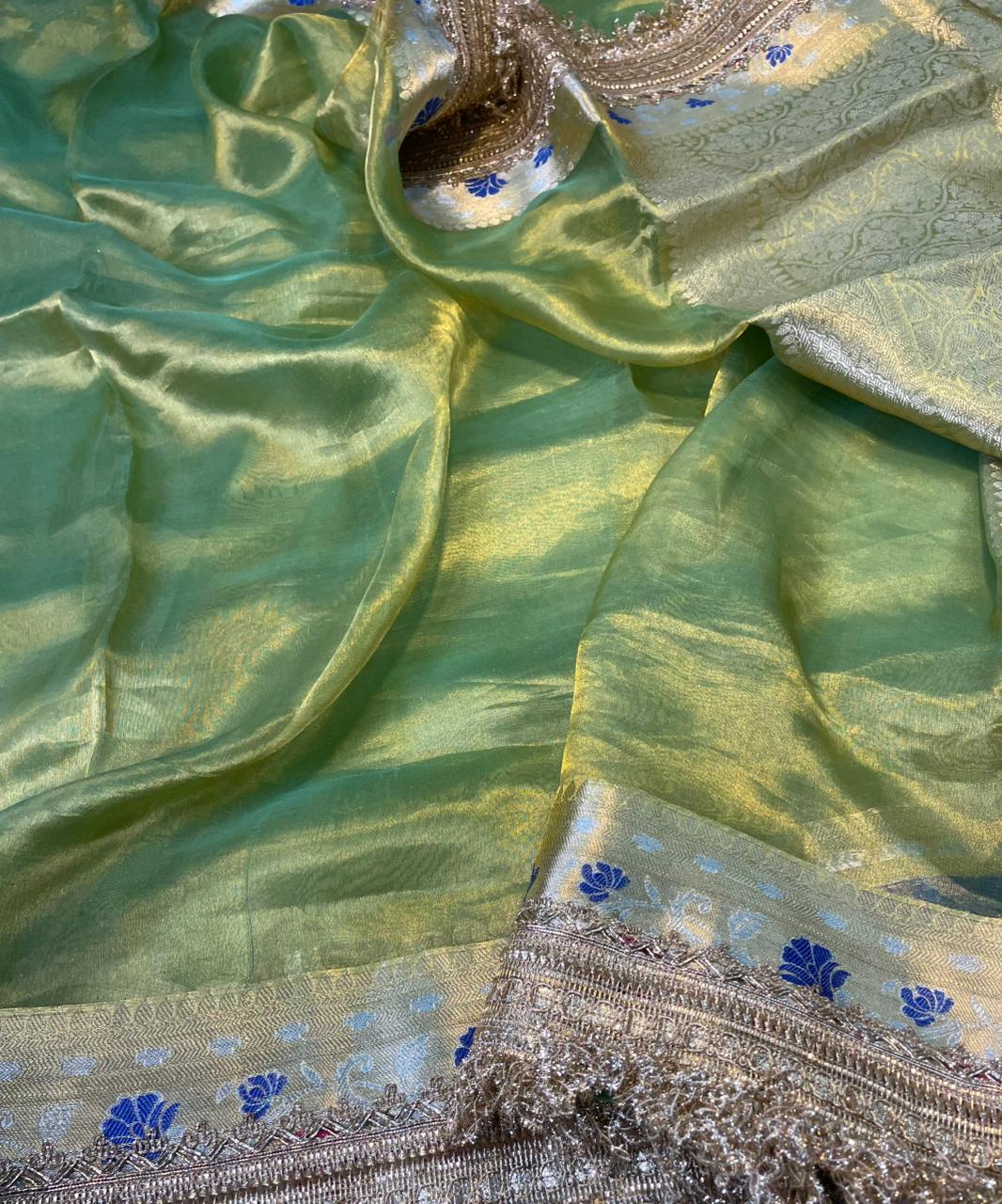 Banaras Handloom Pure Tissue Silk Saree Code-WEA011