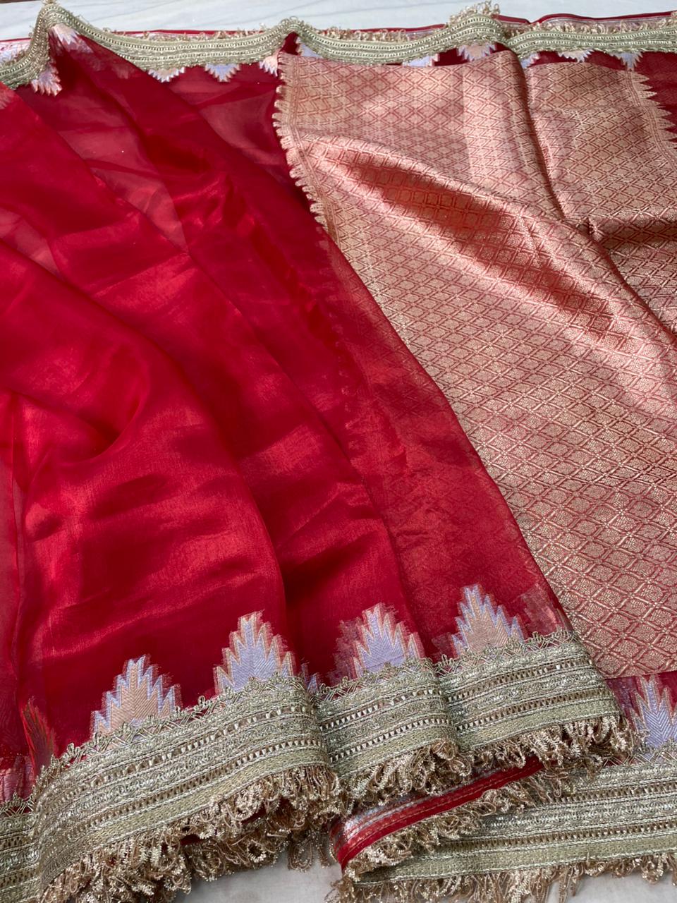 Banaras Handloom Pure Tissue Silk Saree Code-WEA008