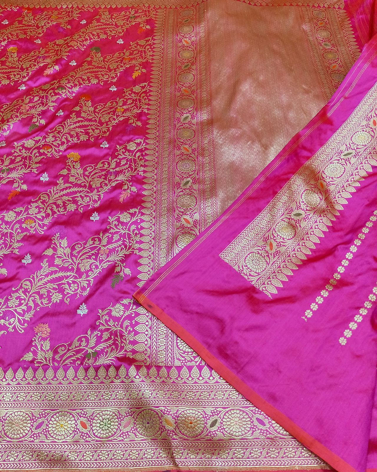 Handwoven pure katan silk kadhuwa Saree Code-WEA017