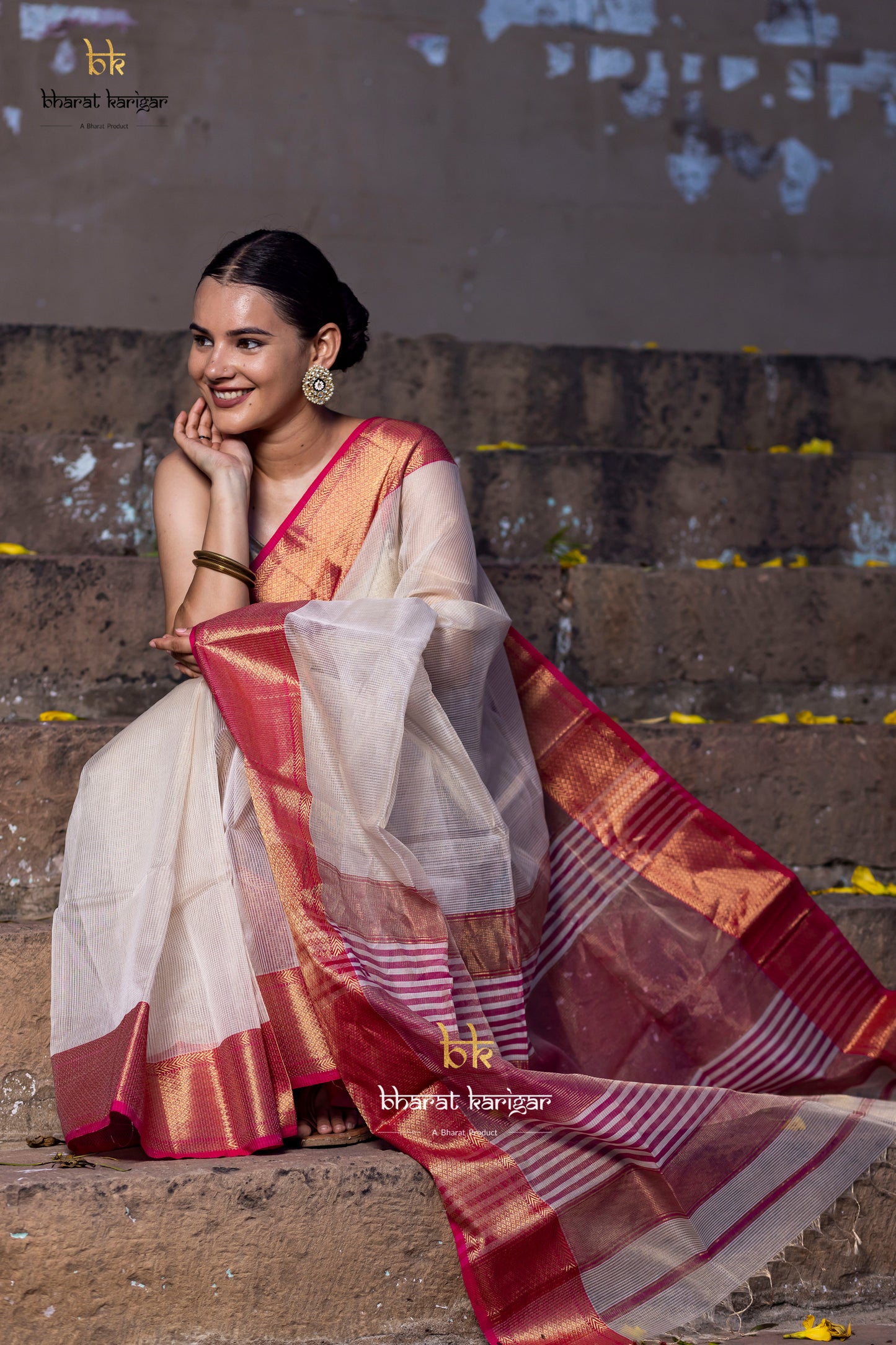 Maheshwari handloom Saree -Product code-THA030