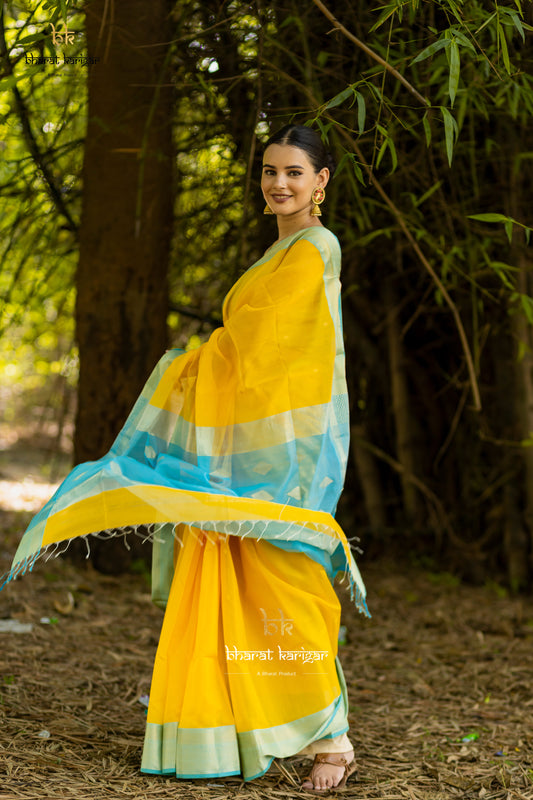 Maheshwari handloom Saree -Product code-THA027