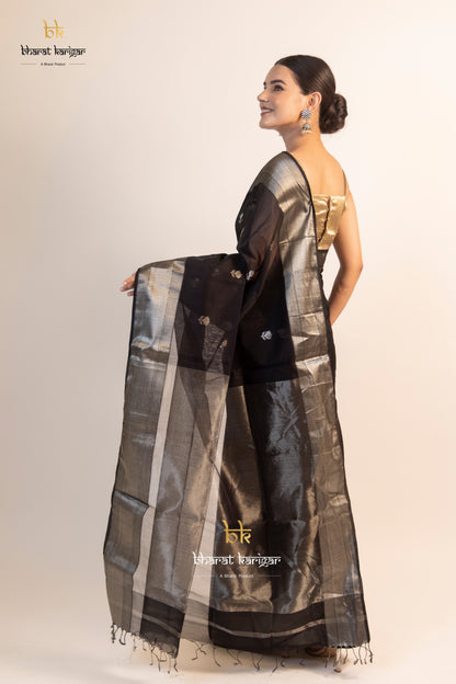 Maheshwari handloom Saree -Product code-THA015