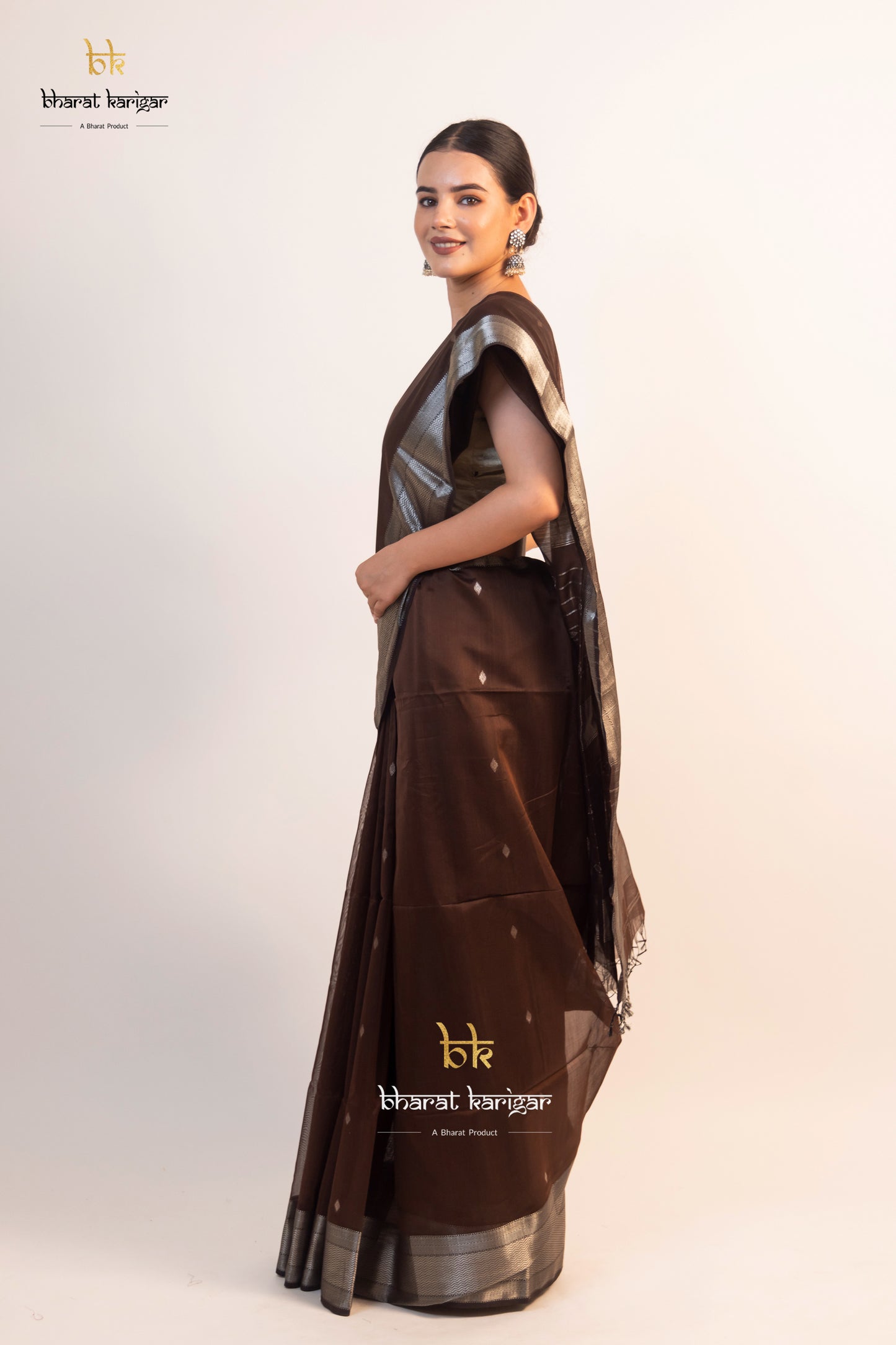 Maheshwari handloom Saree -Product code-THA010