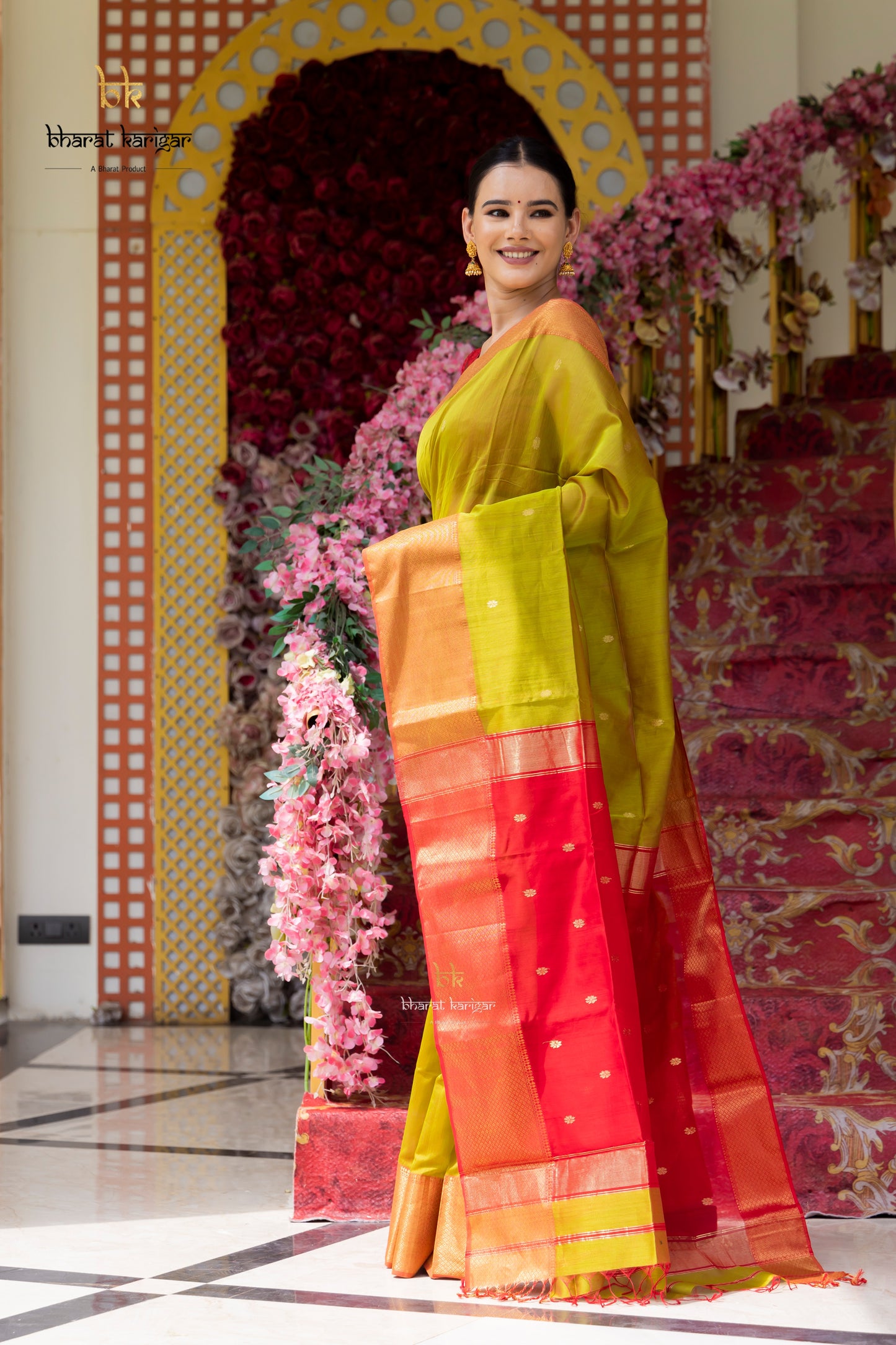 Maheshwari handloom Saree -Product code-THA039