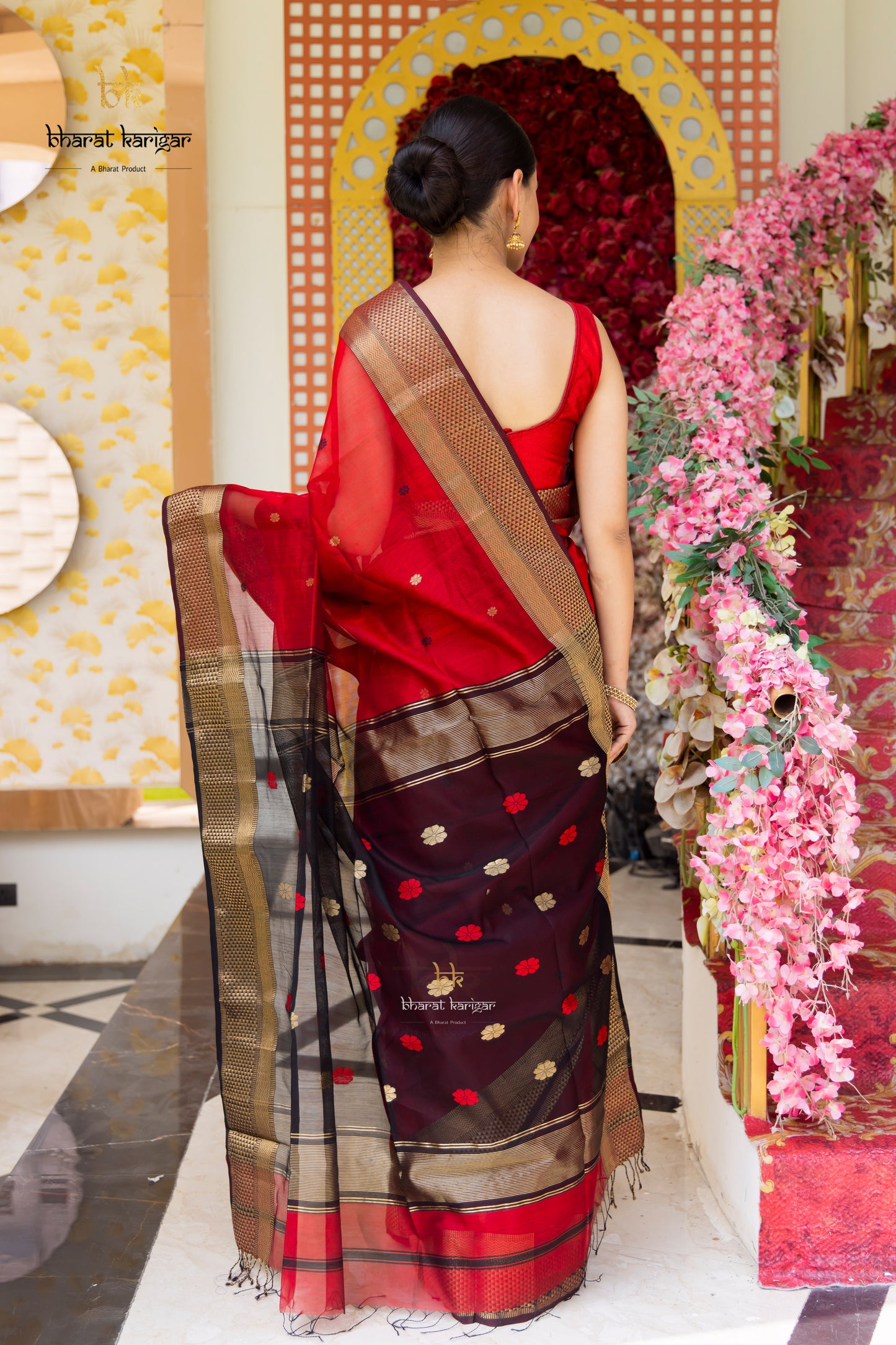 Maheshwari handloom Saree -Product code-THA041