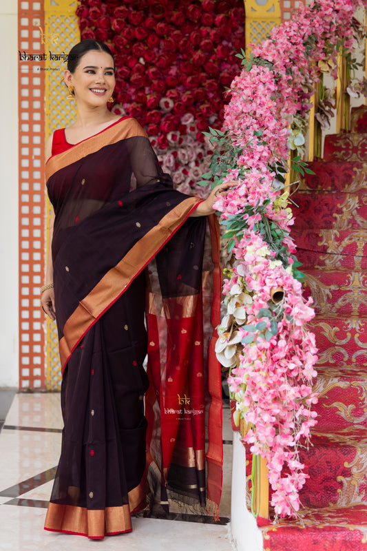 Maheshwari handloom Saree -Product code-THA042