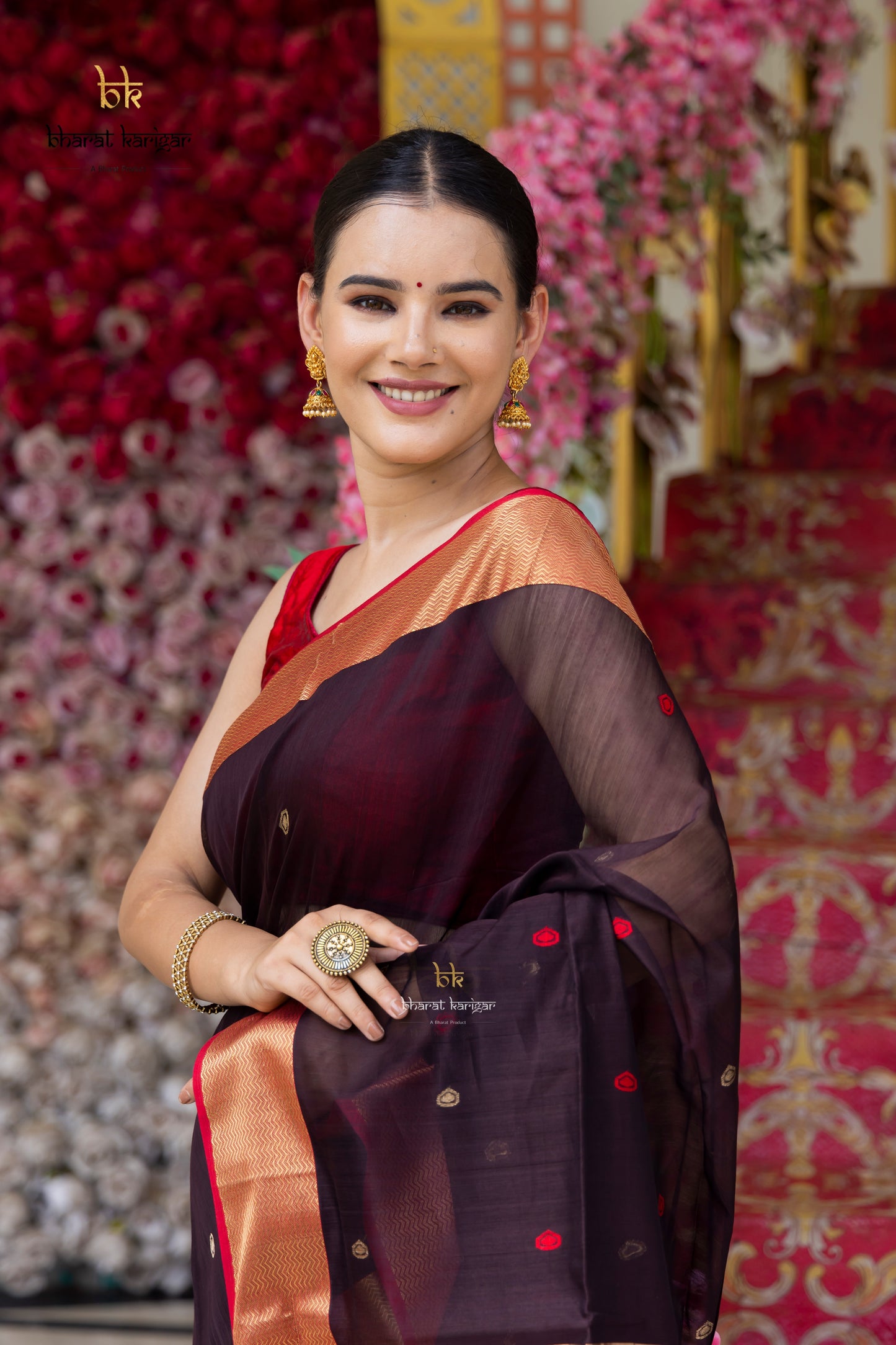 Maheshwari handloom Saree -Product code-THA042