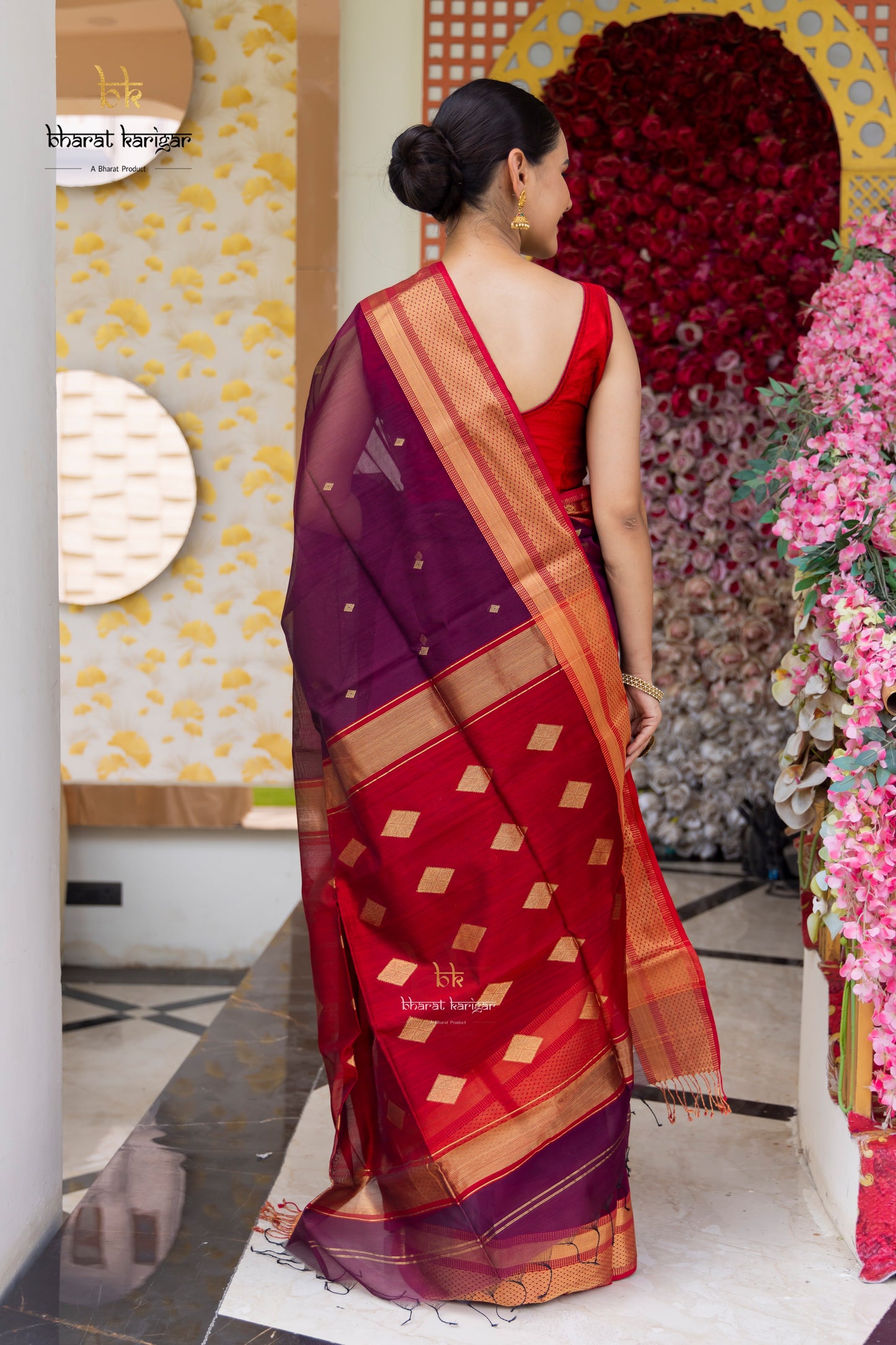 Maheshwari handloom Saree -Product code-THA043