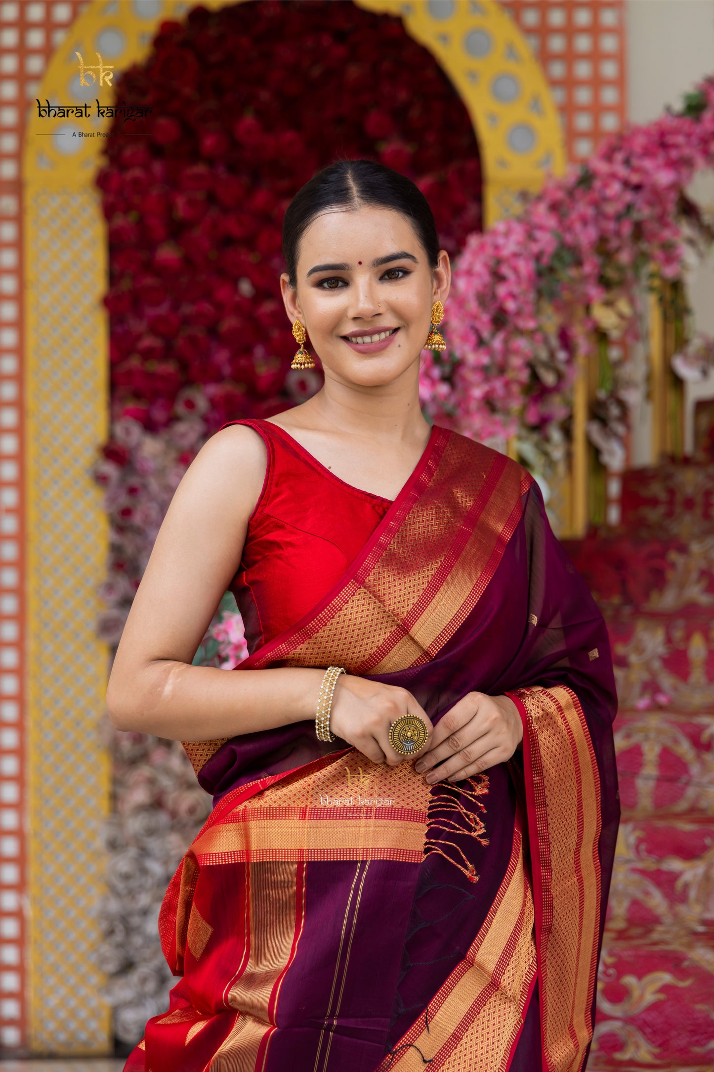 Maheshwari handloom Saree -Product code-THA043