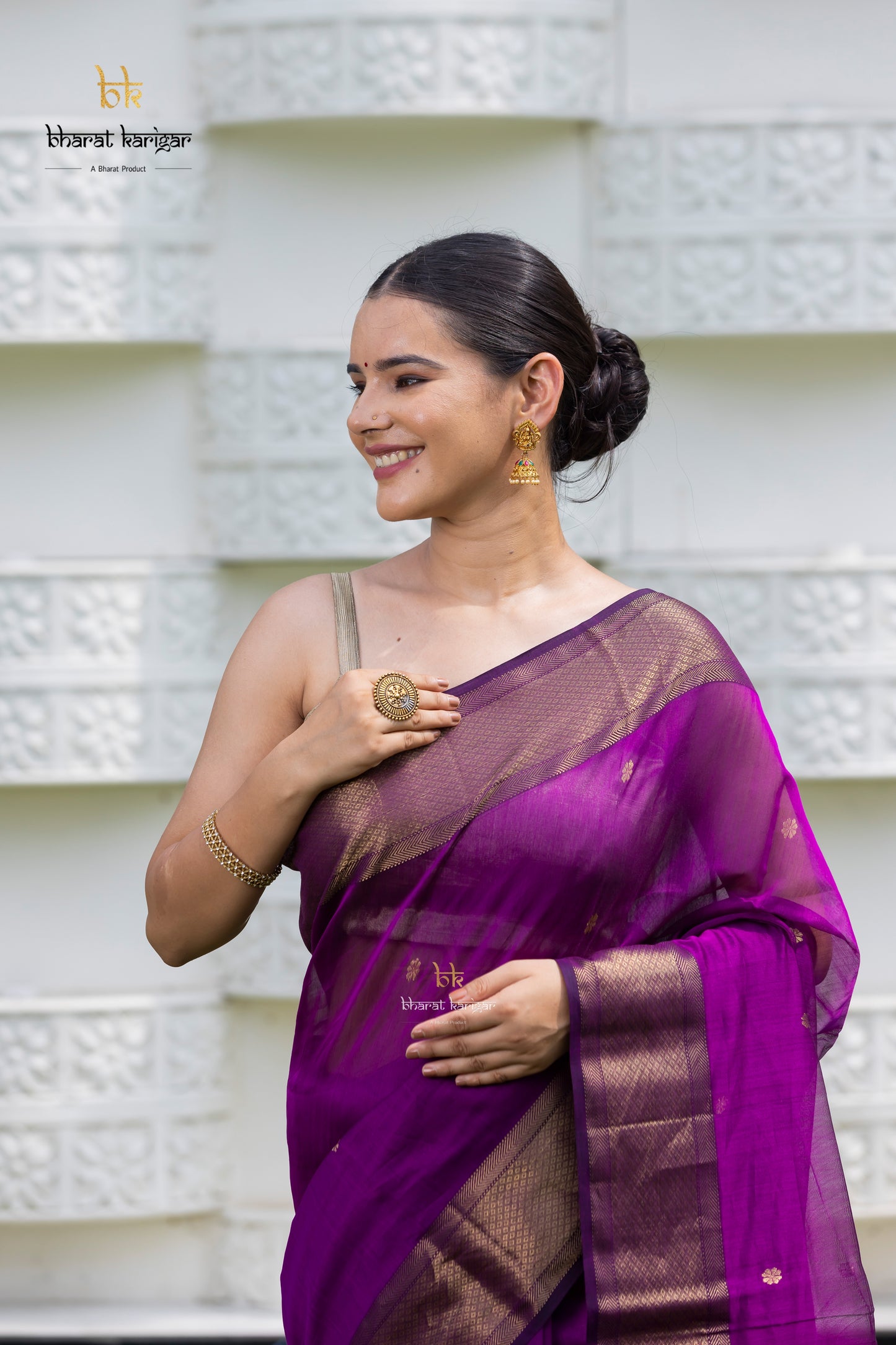 Maheshwari handloom Saree -Product code-THA045